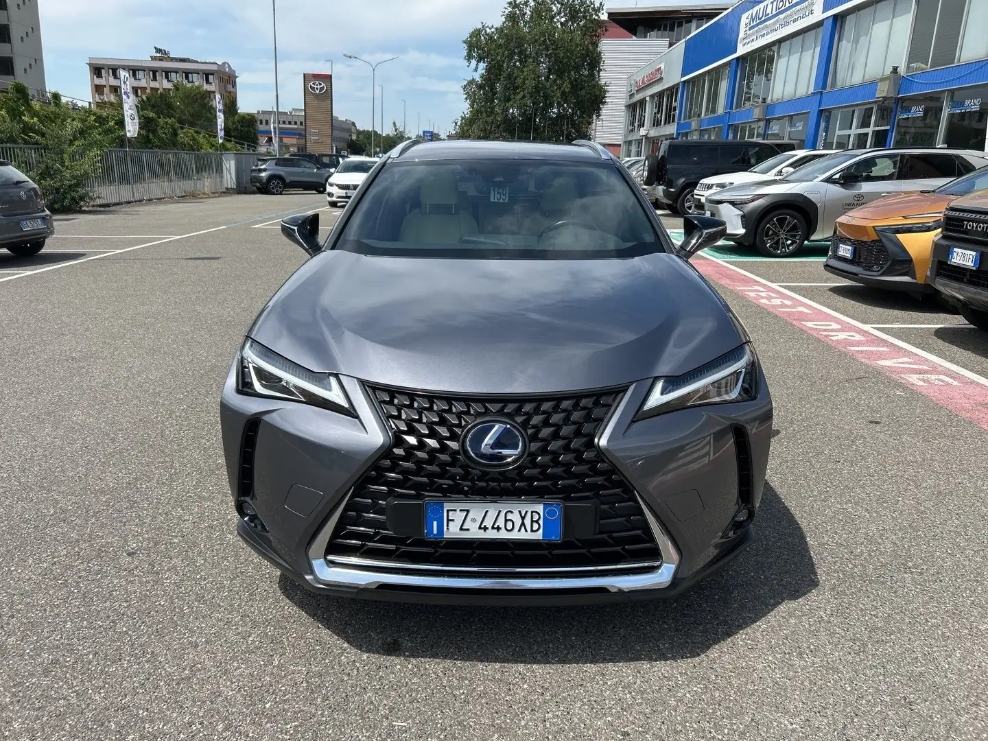Lexus UX 250h Hybrid Premium IVA ESPOSTA COMPRESA - 2