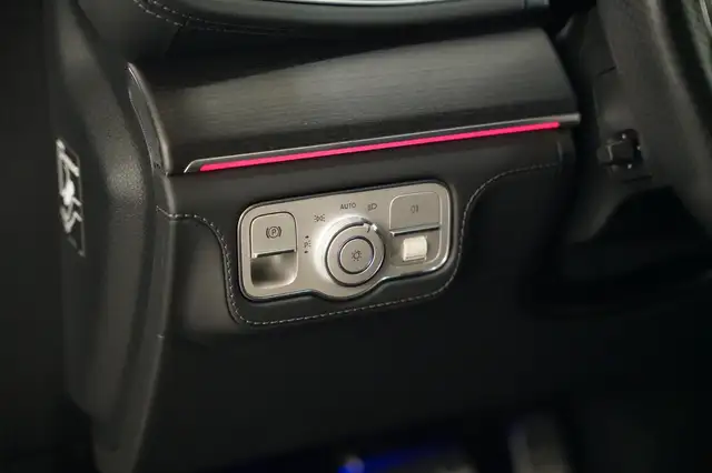 Mercedes-Benz Gle view 15