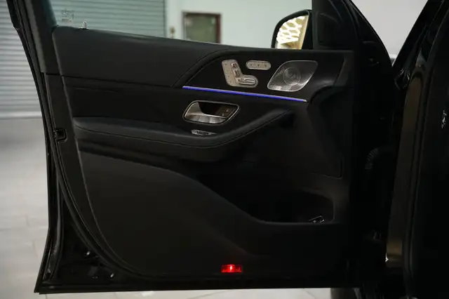 Mercedes-Benz Gle view 13
