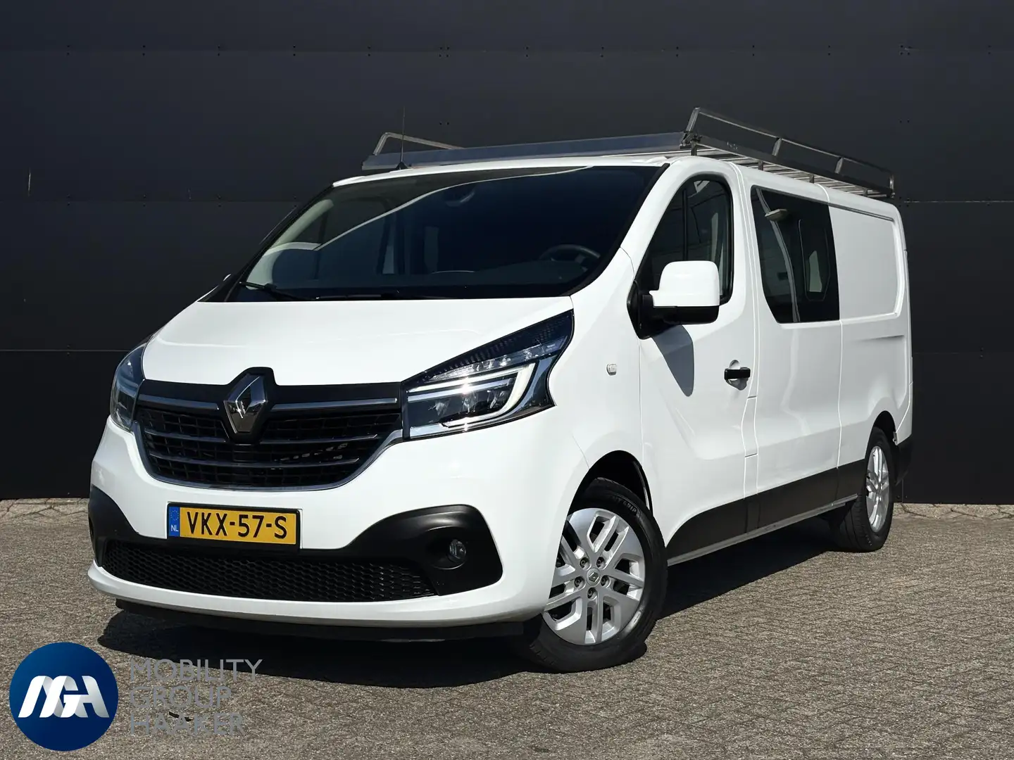 Renault Trafic 2.0 dCi 145 T29 L2H1 DC Business | 6-Zitter | Trek Wit - 1