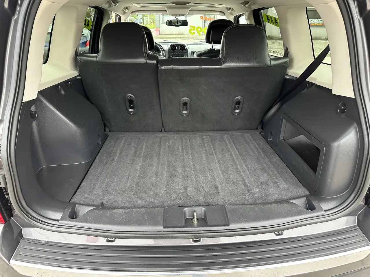 Jeep Patriot снимка Jeep Patriot