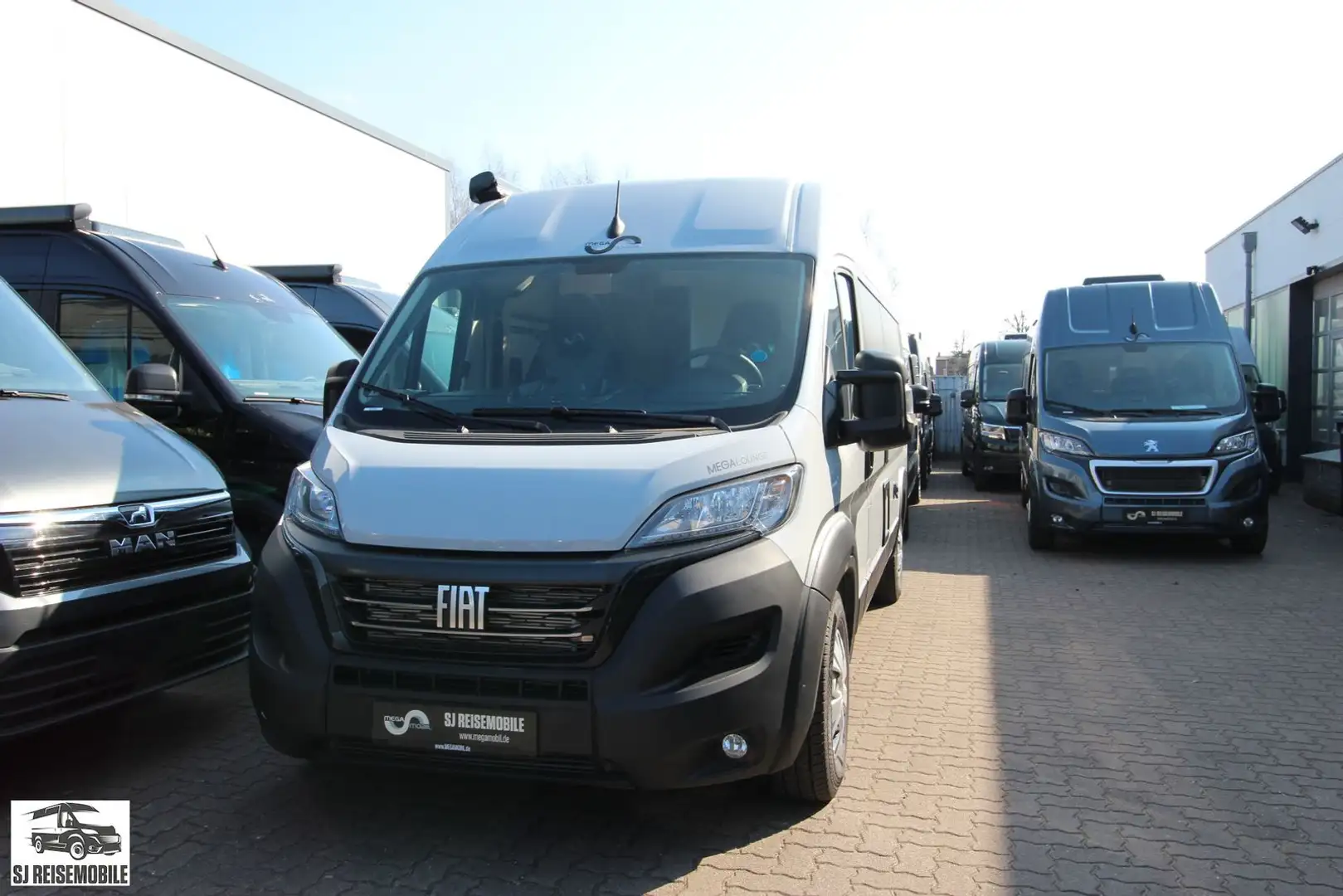 MegaMobil Fiat Ducato 180PS LOUNGE 600 Automatik - 1