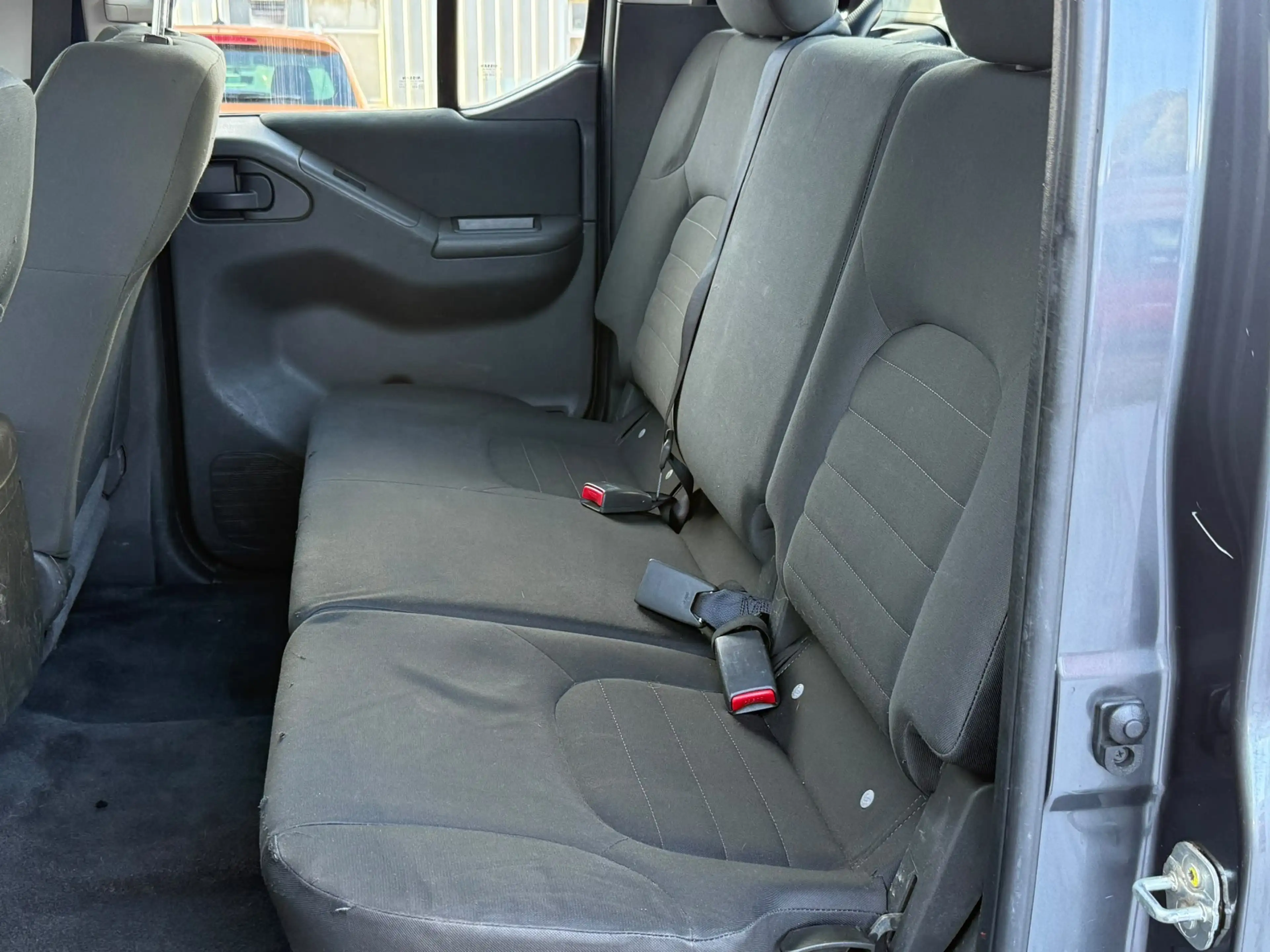 Nissan Navara Double Cab XE 4X4 — photo 8