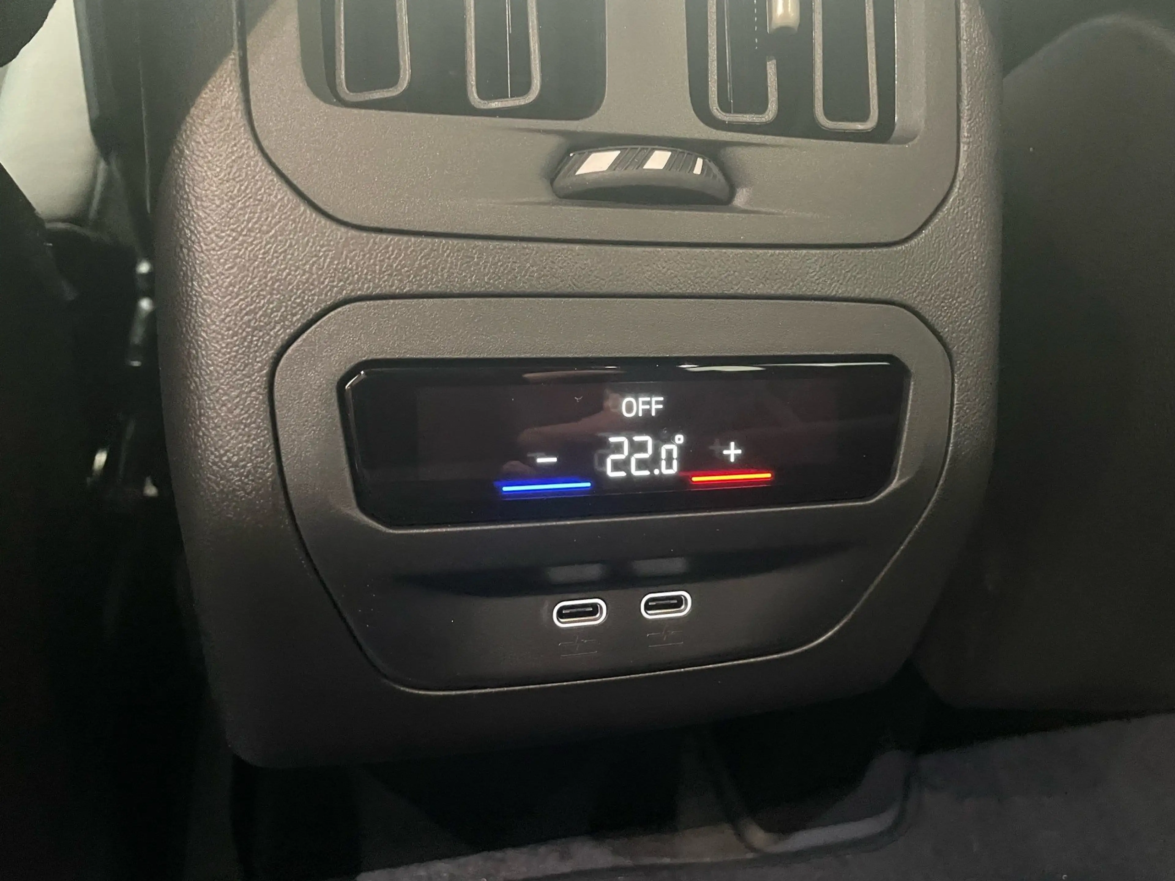 BMW iX3 40 M Sport Pro || AHK PANO H&K 360° — photo 13