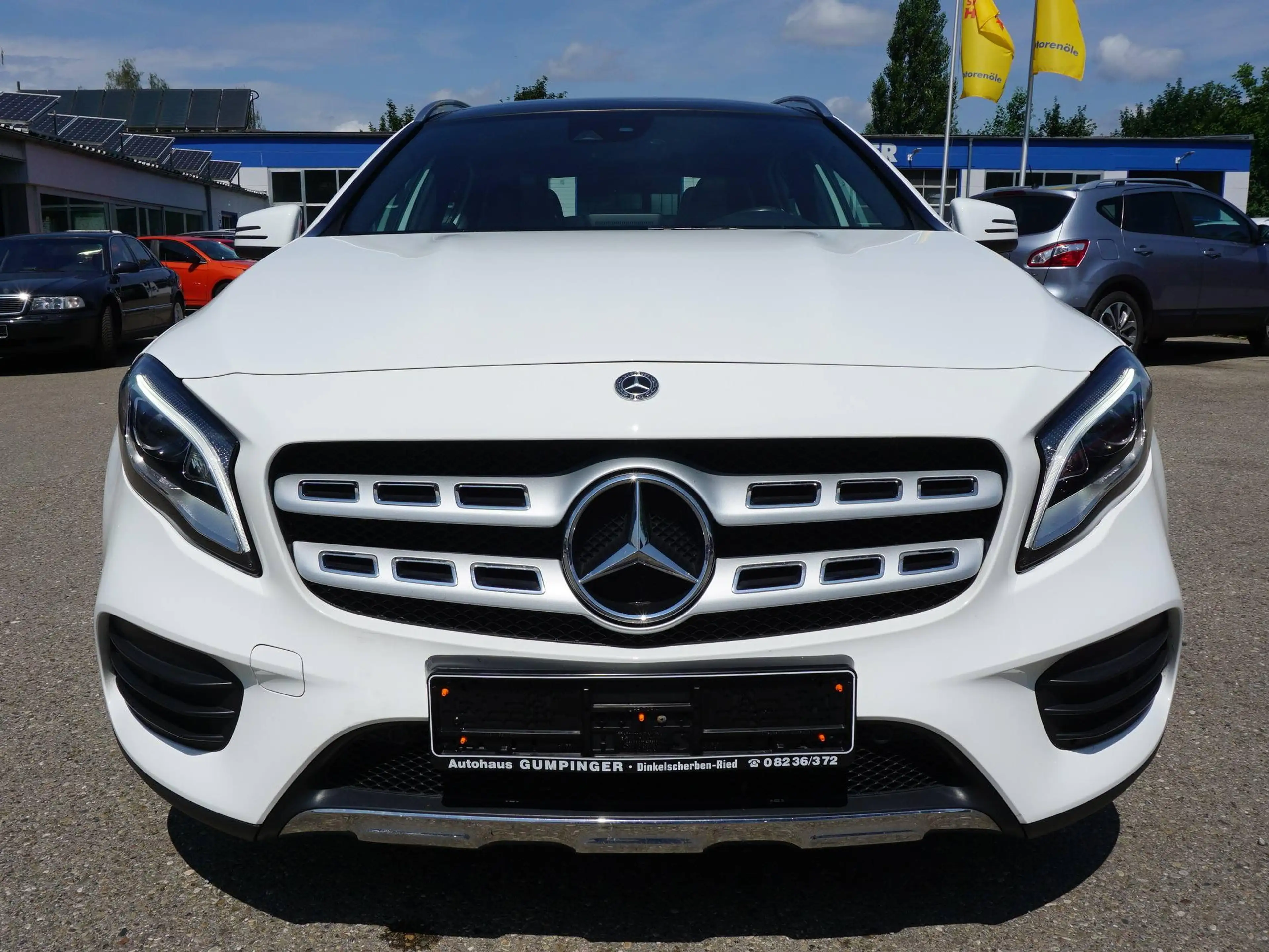 Mercedes-Benz GLA 200 GLA 200 !! Panoramadach !! Sitzheizung !! — photo 2
