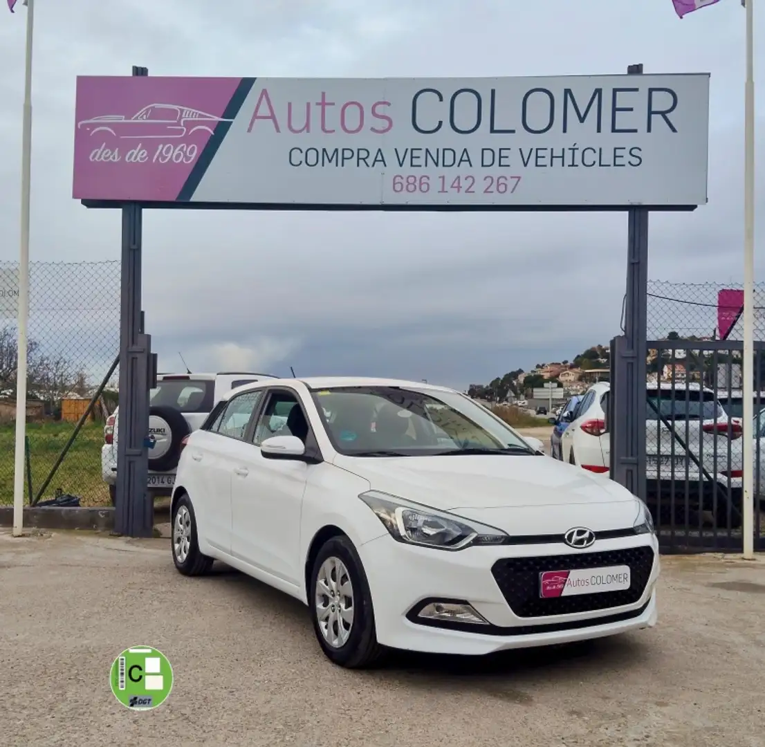 Hyundai i20 1.4CRDI BD Essence Blanc - 1