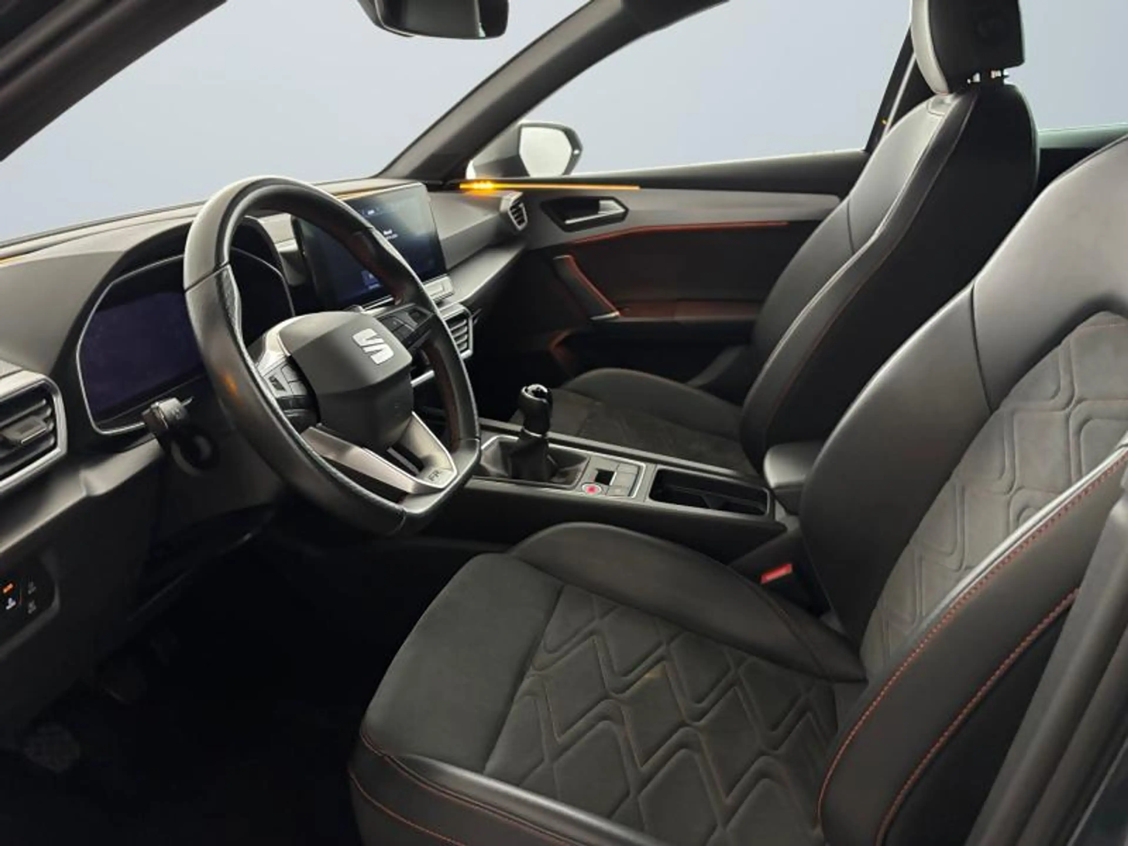 SEAT Leon FR*GPS*Caméra*Carplay*Capteurs Av/Ar*Clim auto — photo 10