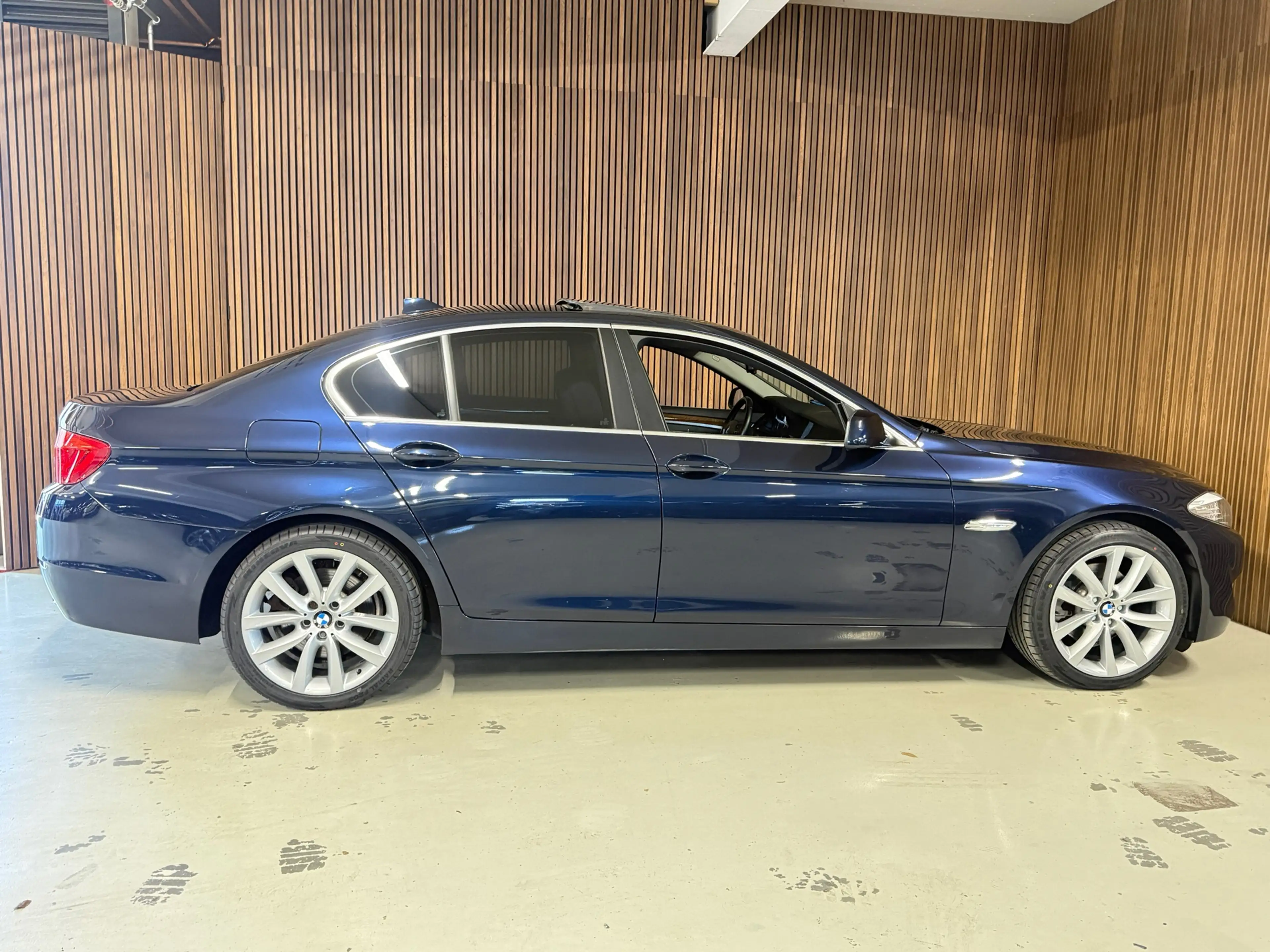 BMW 523 5-serie 523i - Leder - Dak -Hand geschakeld — photo 10