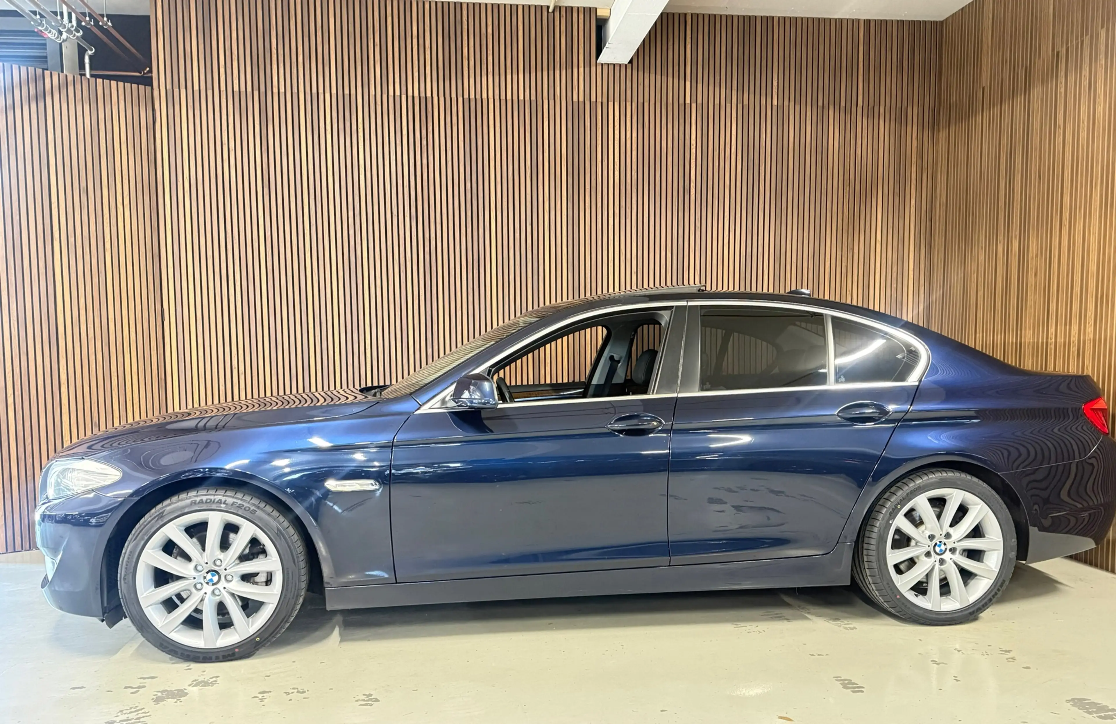 BMW 523 5-serie 523i - Leder - Dak -Hand geschakeld — photo 6