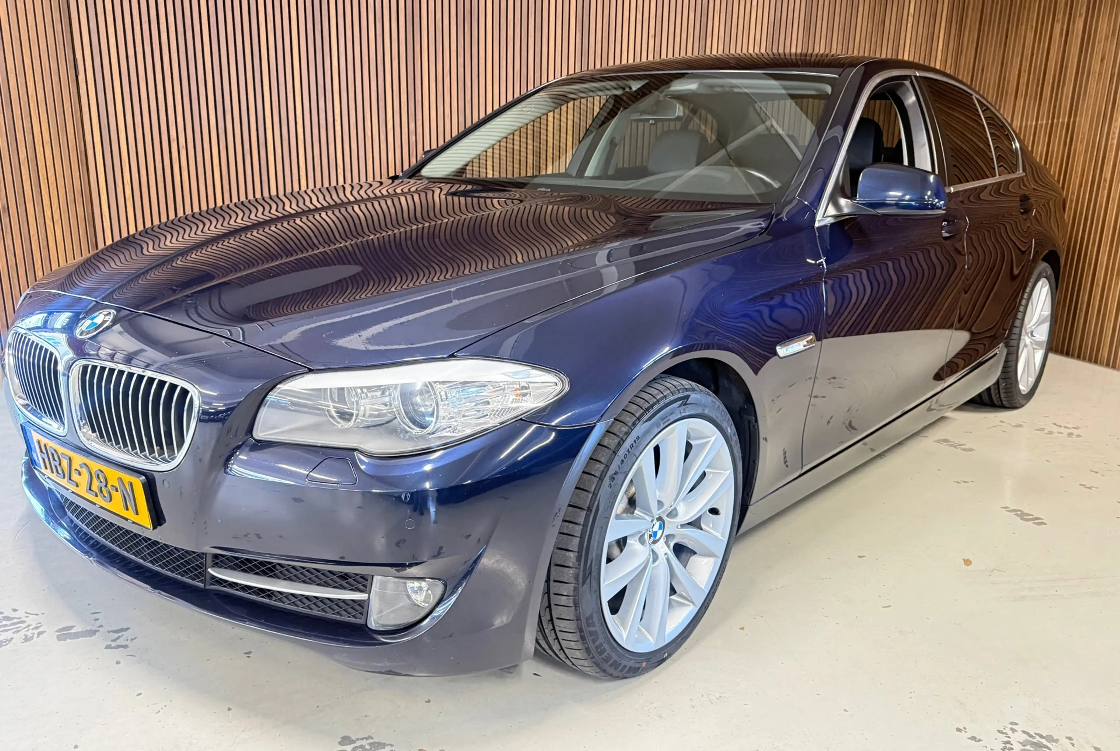 BMW 523 5-serie 523i - Leder - Dak -Hand geschakeld — photo 4