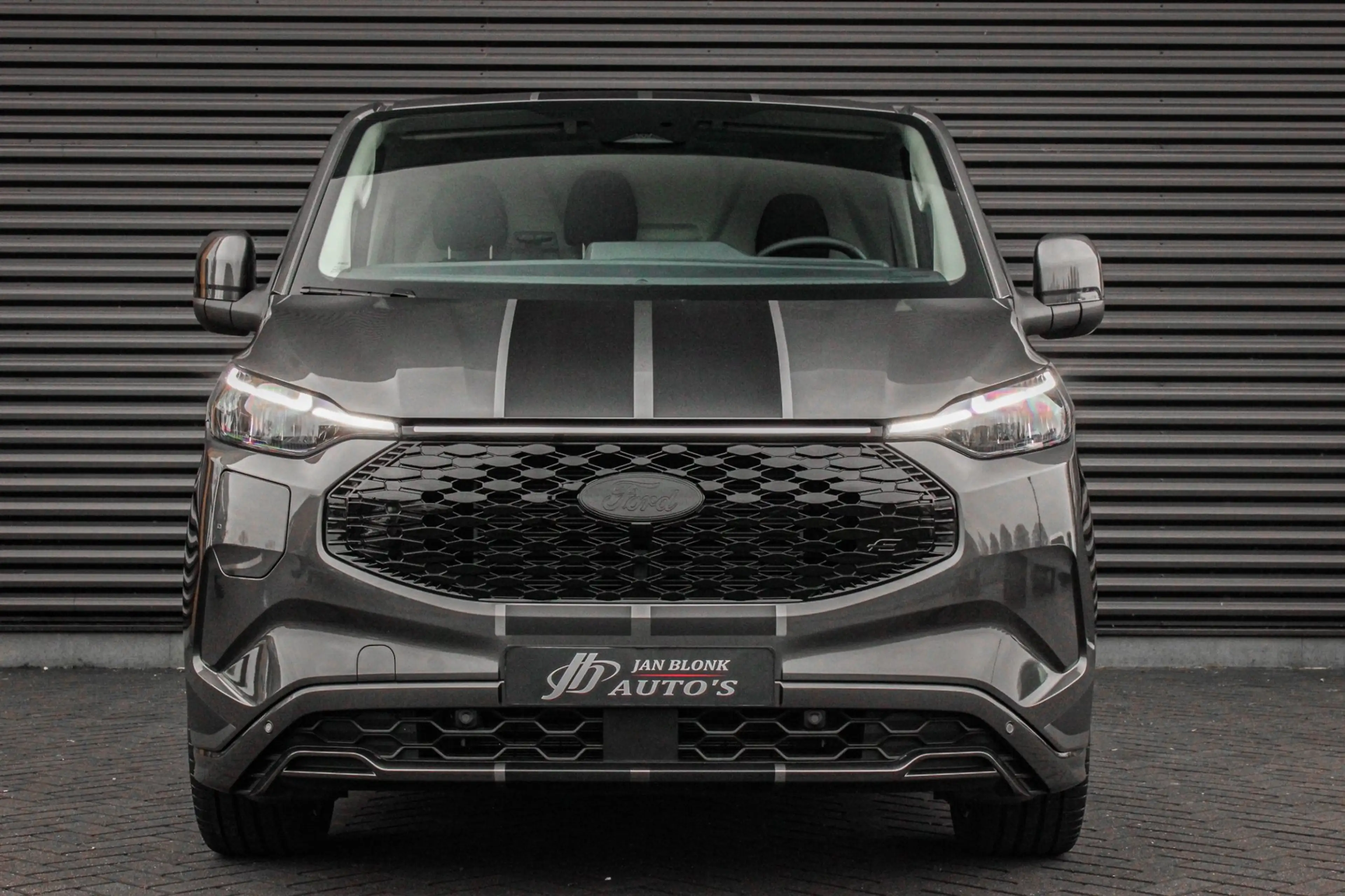 Ford E-Transit Cust. 340 L2H1 SPORT 65 kWh 218PK / JB- EDITON / C — photo 33