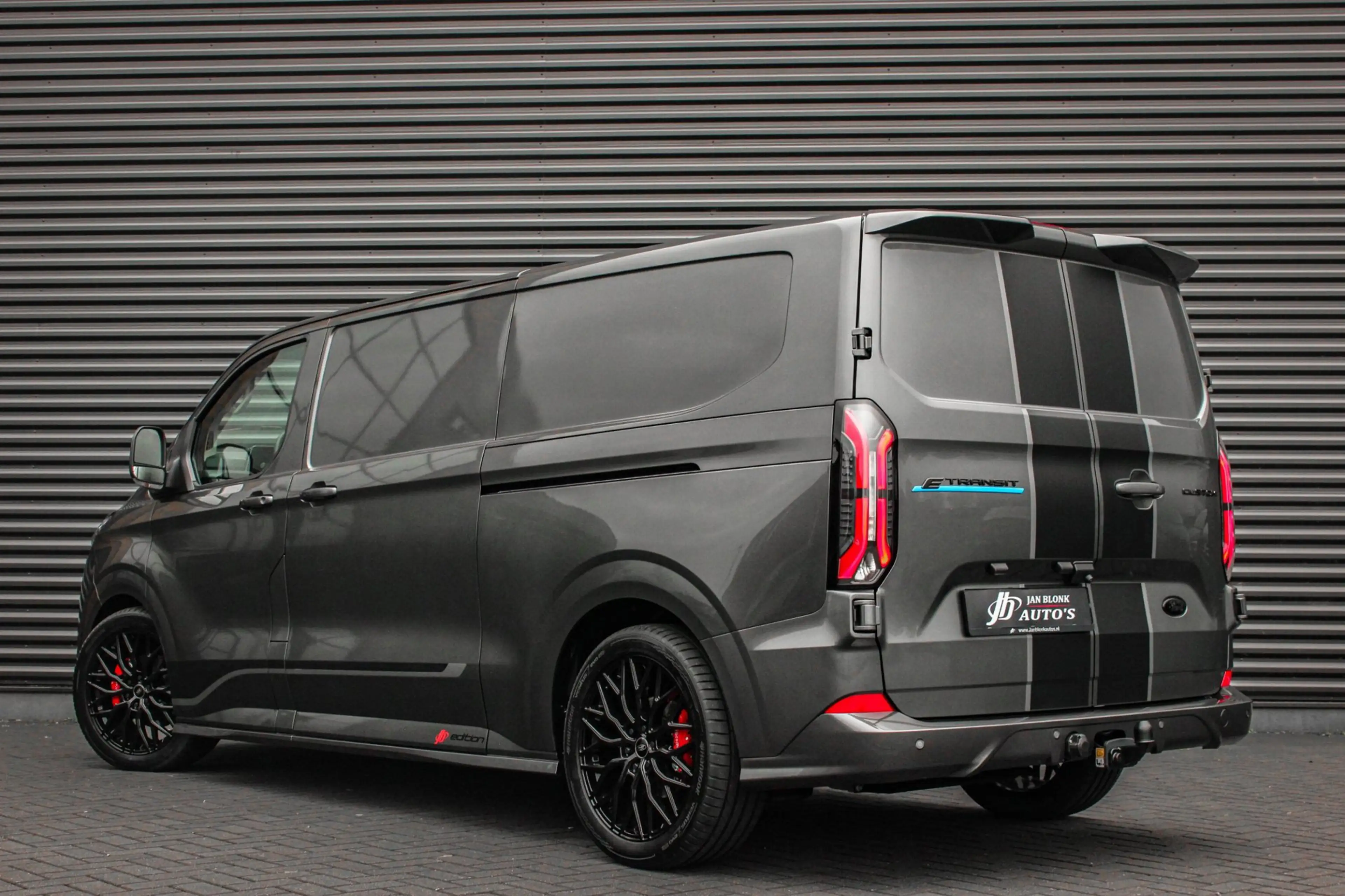 Ford E-Transit Cust. 340 L2H1 SPORT 65 kWh 218PK / JB- EDITON / C — photo 4