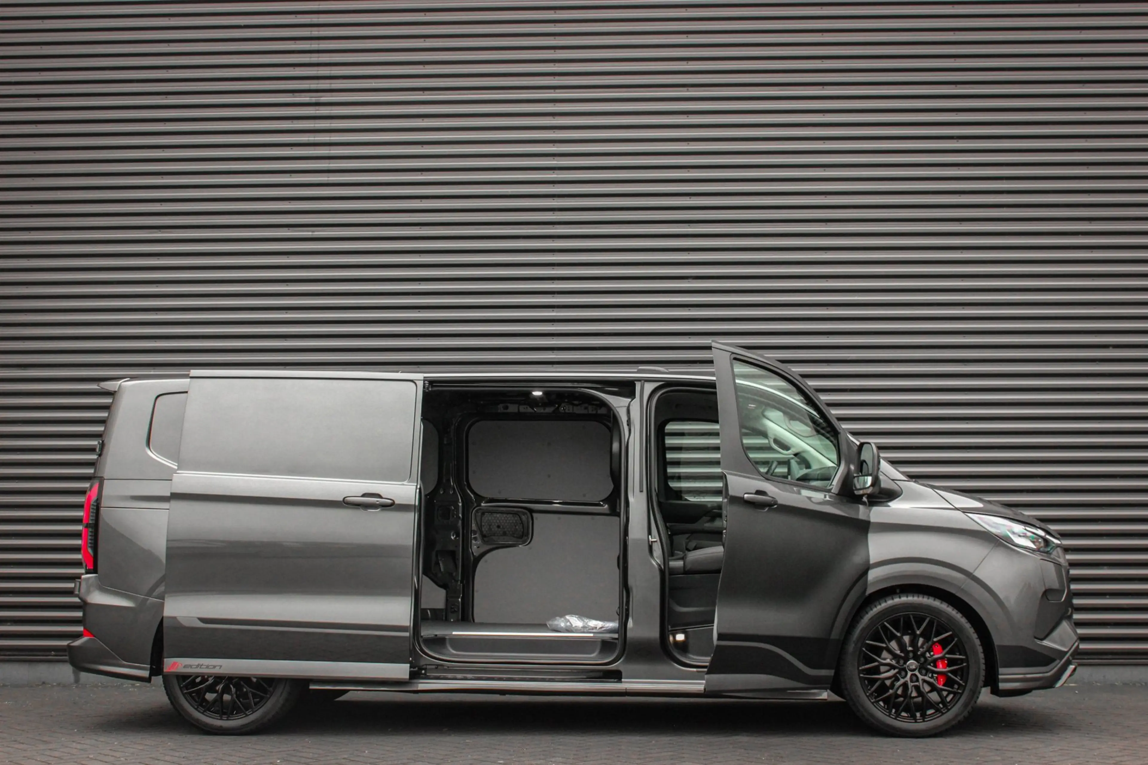 Ford E-Transit Cust. 340 L2H1 SPORT 65 kWh 218PK / JB- EDITON / C — photo 8
