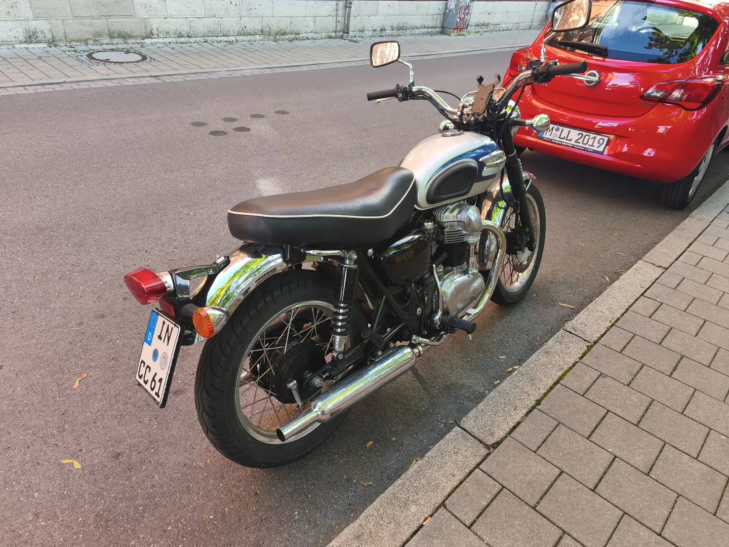 Kawasaki W 650 Gris - 2