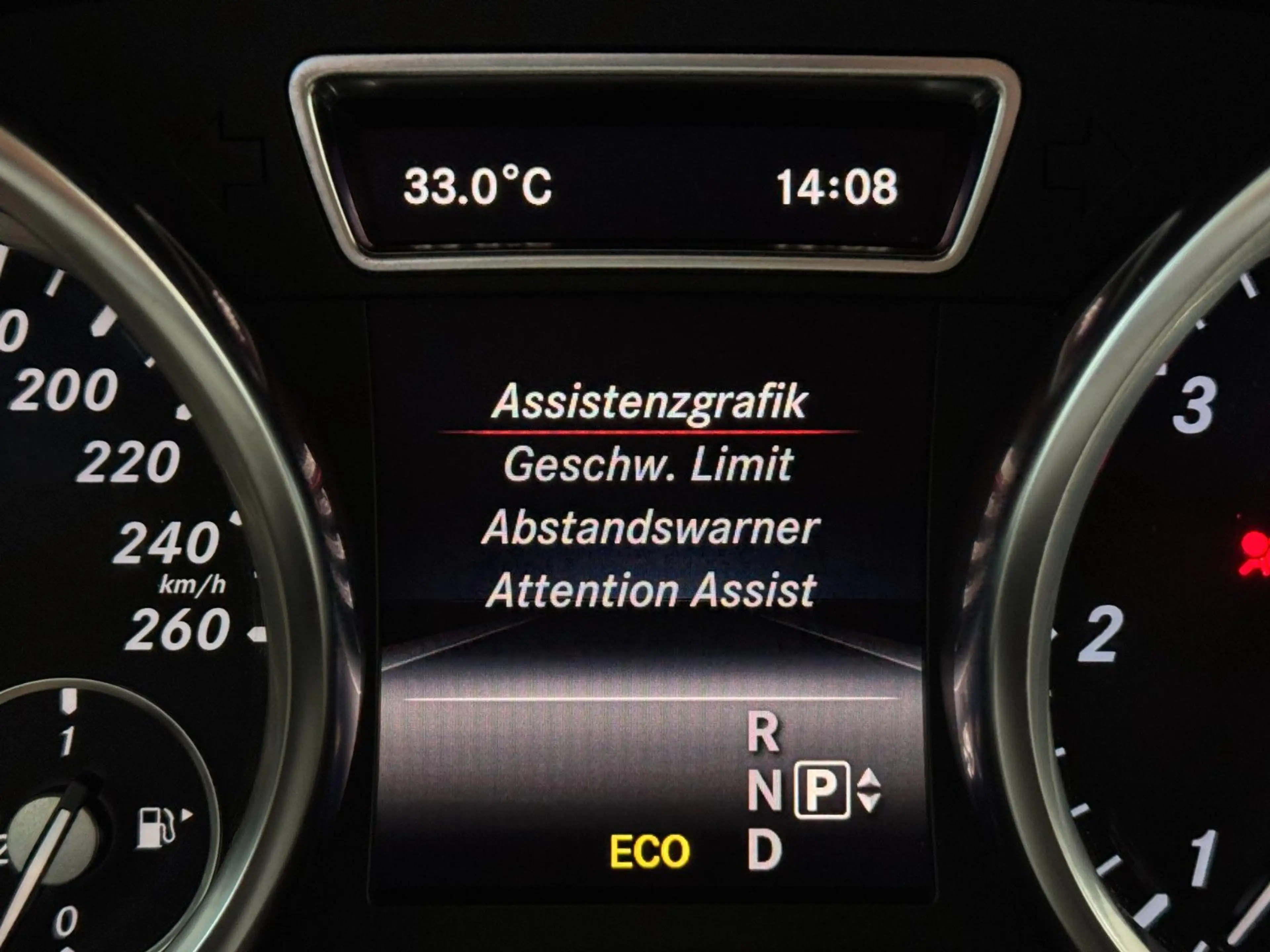 Mercedes-Benz GL 350 /BlueTec/4Matic/LED/PDC V+H/AHK/TEMP/NAVI — photo 11