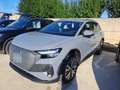 Audi Q4 e-tron 45 Naviplus Sitzh. GRA PDC AUT LED Navi Kam. PDC Grau - thumbnail 2