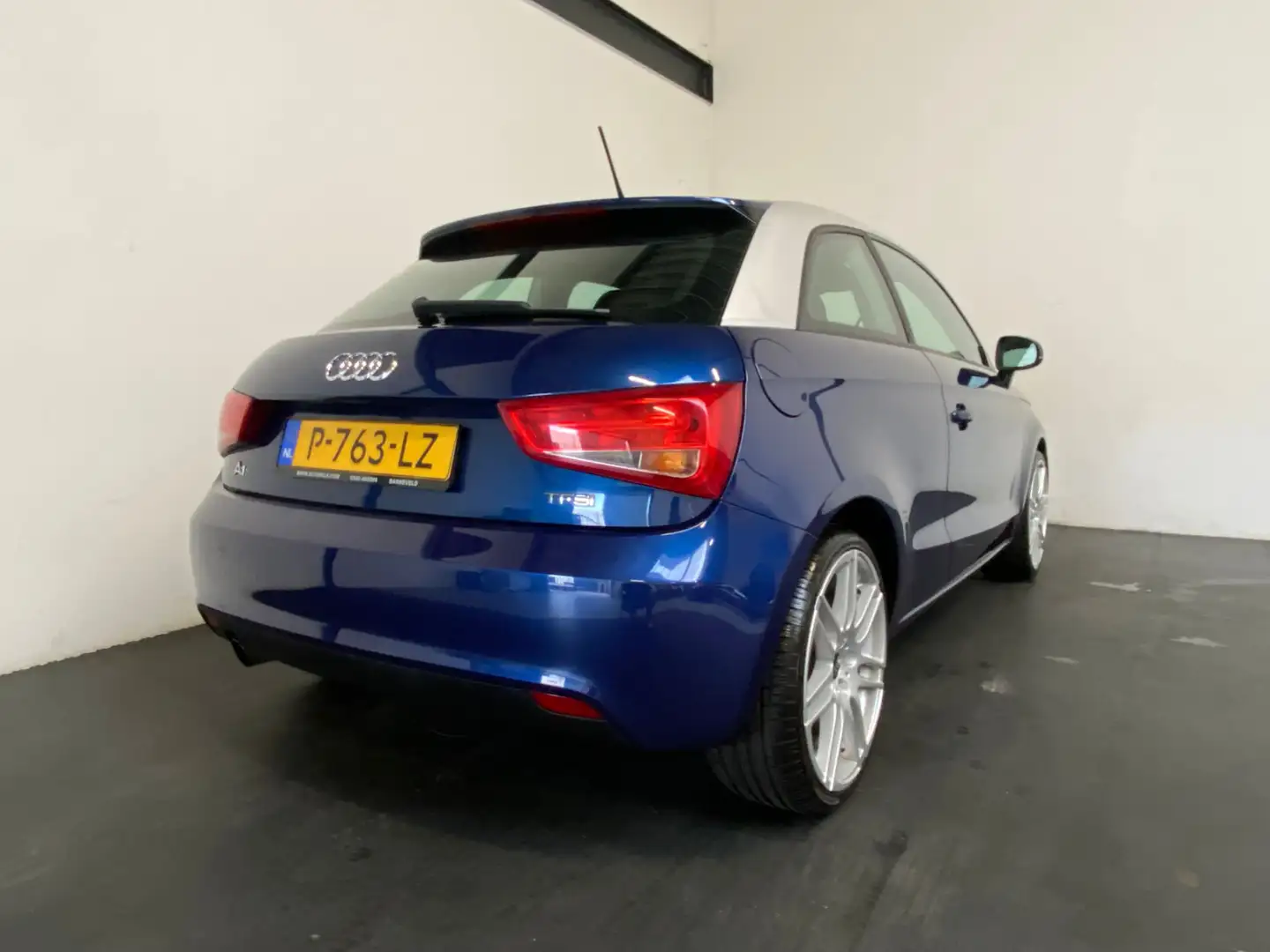 Audi A1 1.2 TFSI Ambition Blau - 2