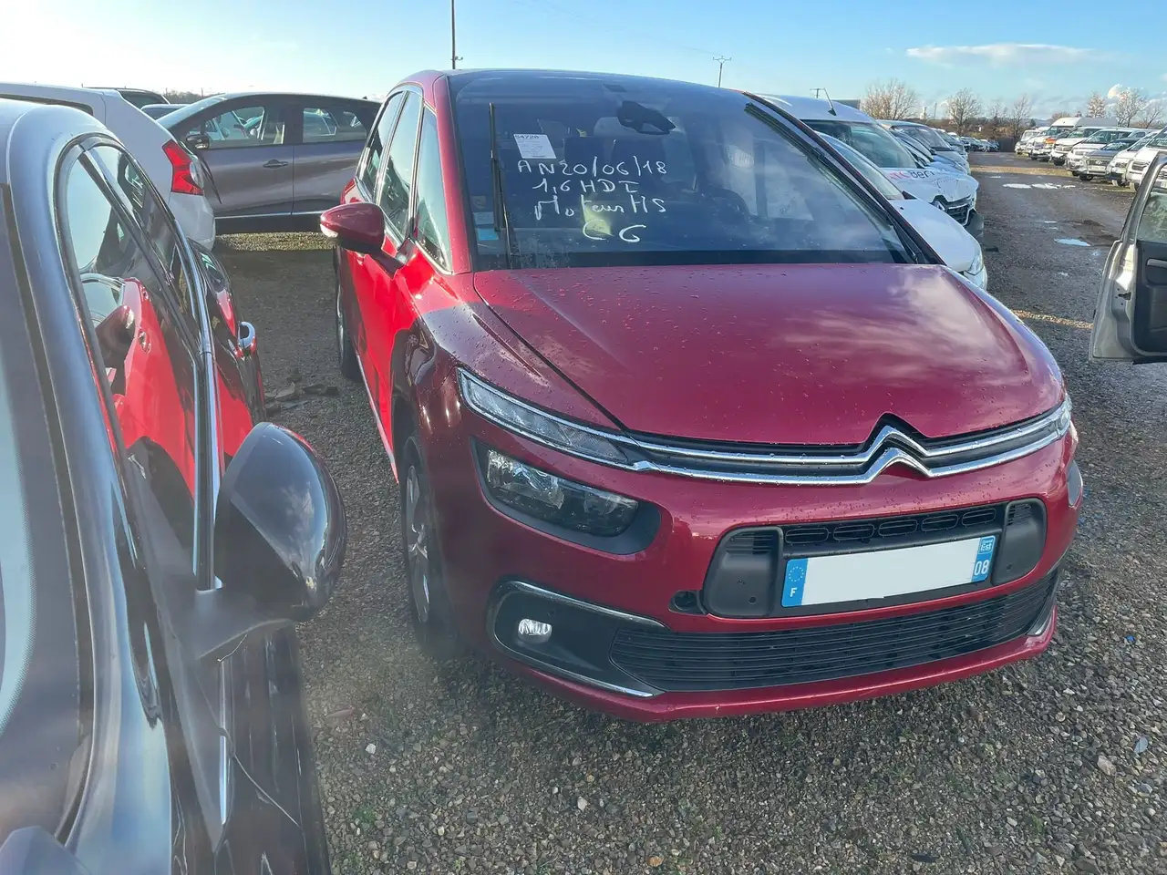 Citroen C4 SpaceTourer C4 Spacetourer 1.6 BlueHDi 120 / EY665