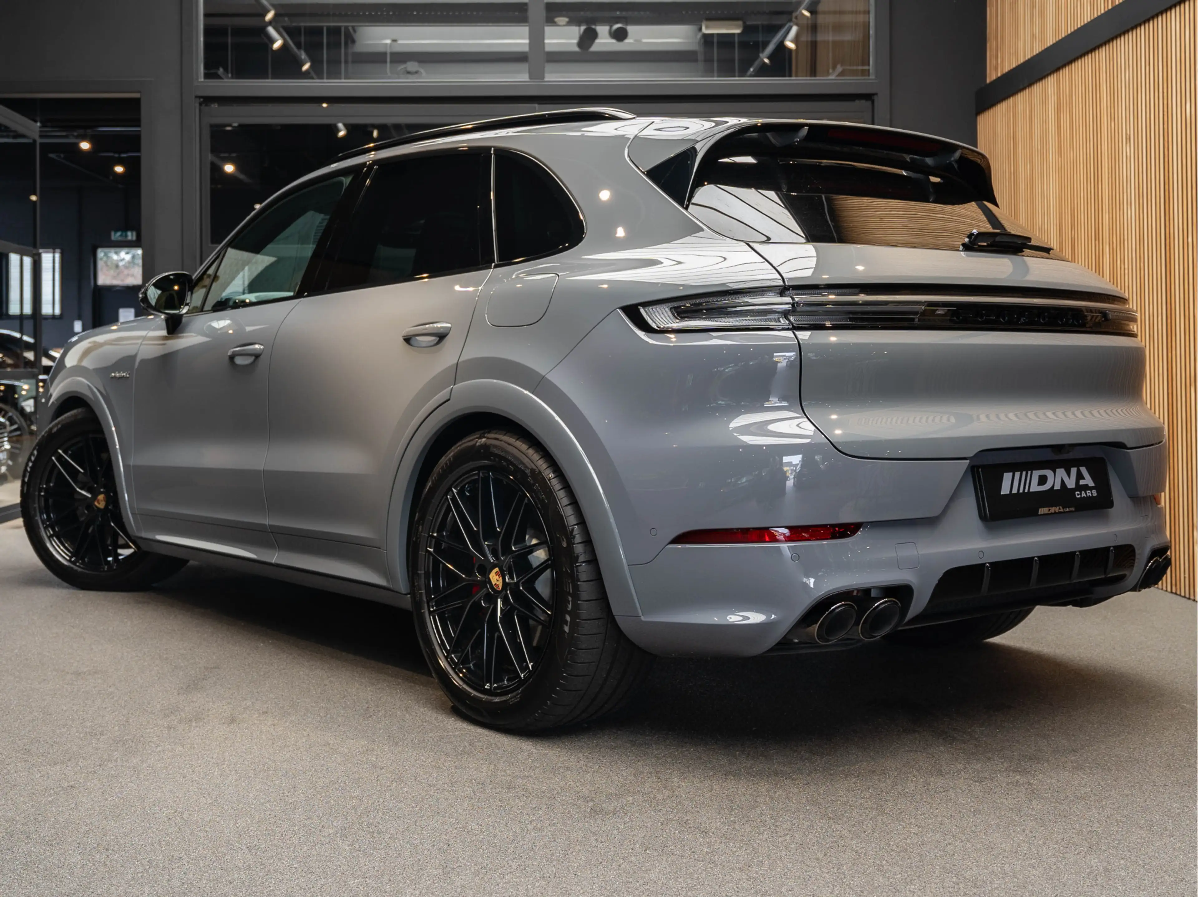Porsche Cayenne E-Hybrid Sportdesign Sportuitlaat BOSE 3.0 E-Hybri — photo 5