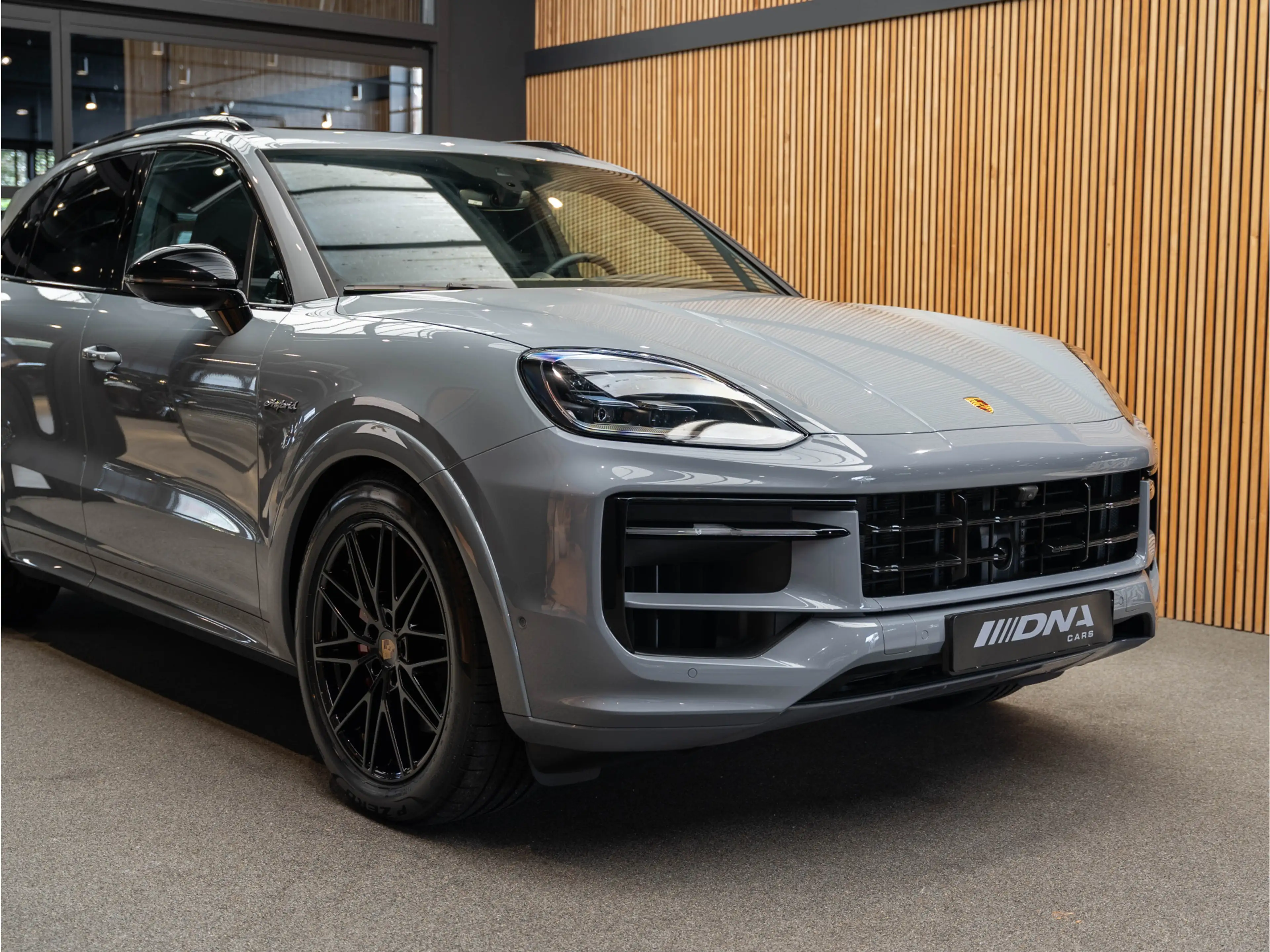 Porsche Cayenne E-Hybrid Sportdesign Sportuitlaat BOSE 3.0 E-Hybri — photo 10