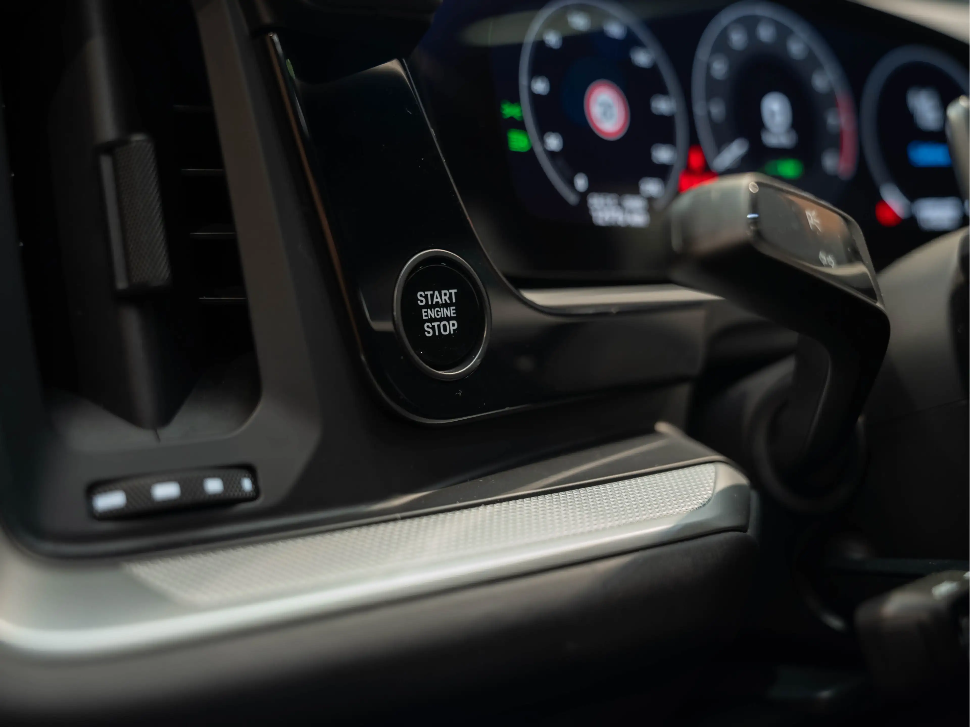 Porsche Cayenne E-Hybrid Sportdesign Sportuitlaat BOSE 3.0 E-Hybri — photo 24