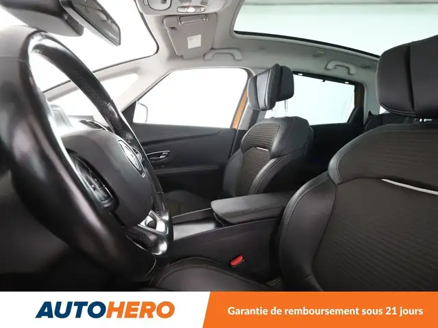 Renault Scenic view 10