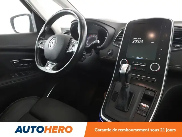 Renault Scenic view 13