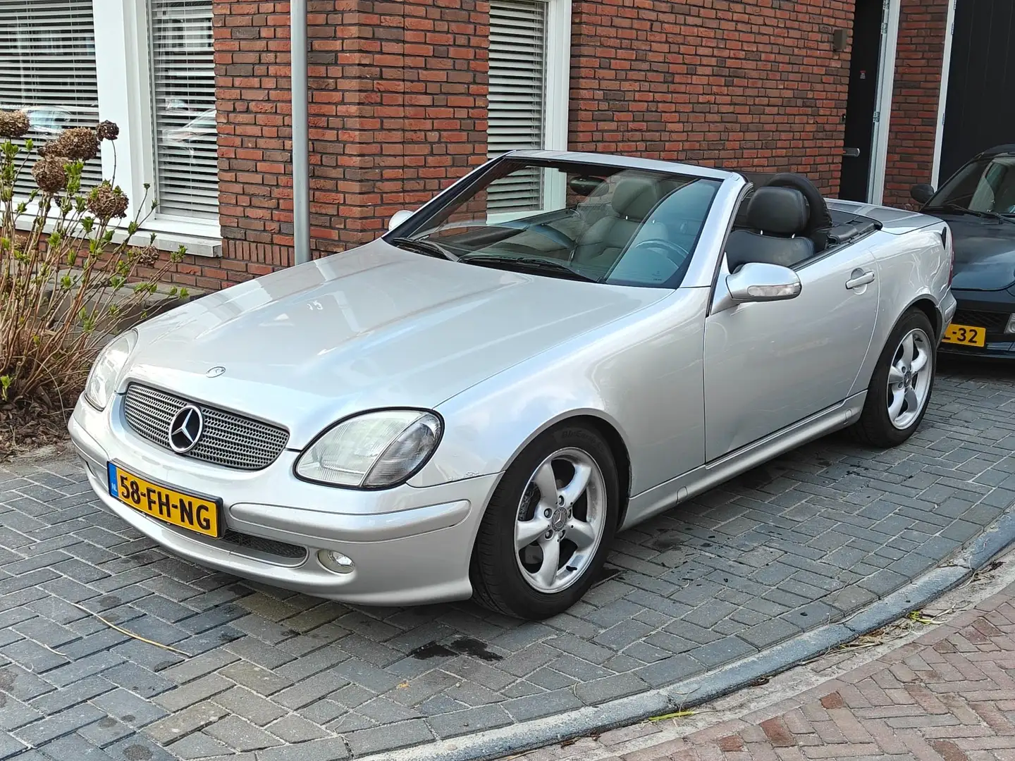 Mercedes-Benz SLK 320 SLK 320 Silber - 1