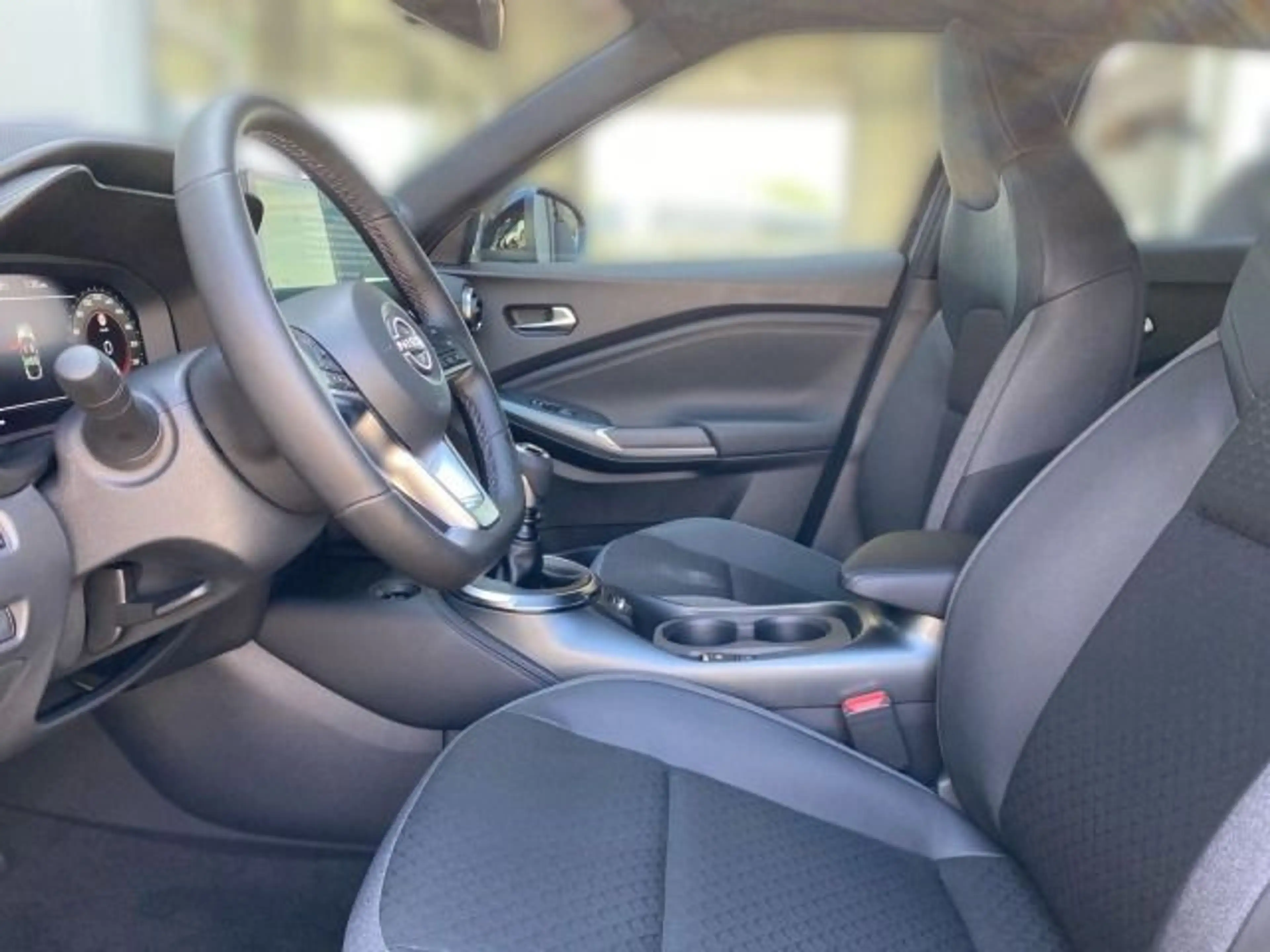 Nissan Juke 1.0 DIG-T N-Connecta *WINTER*NAVI*KAMERA* — photo 7