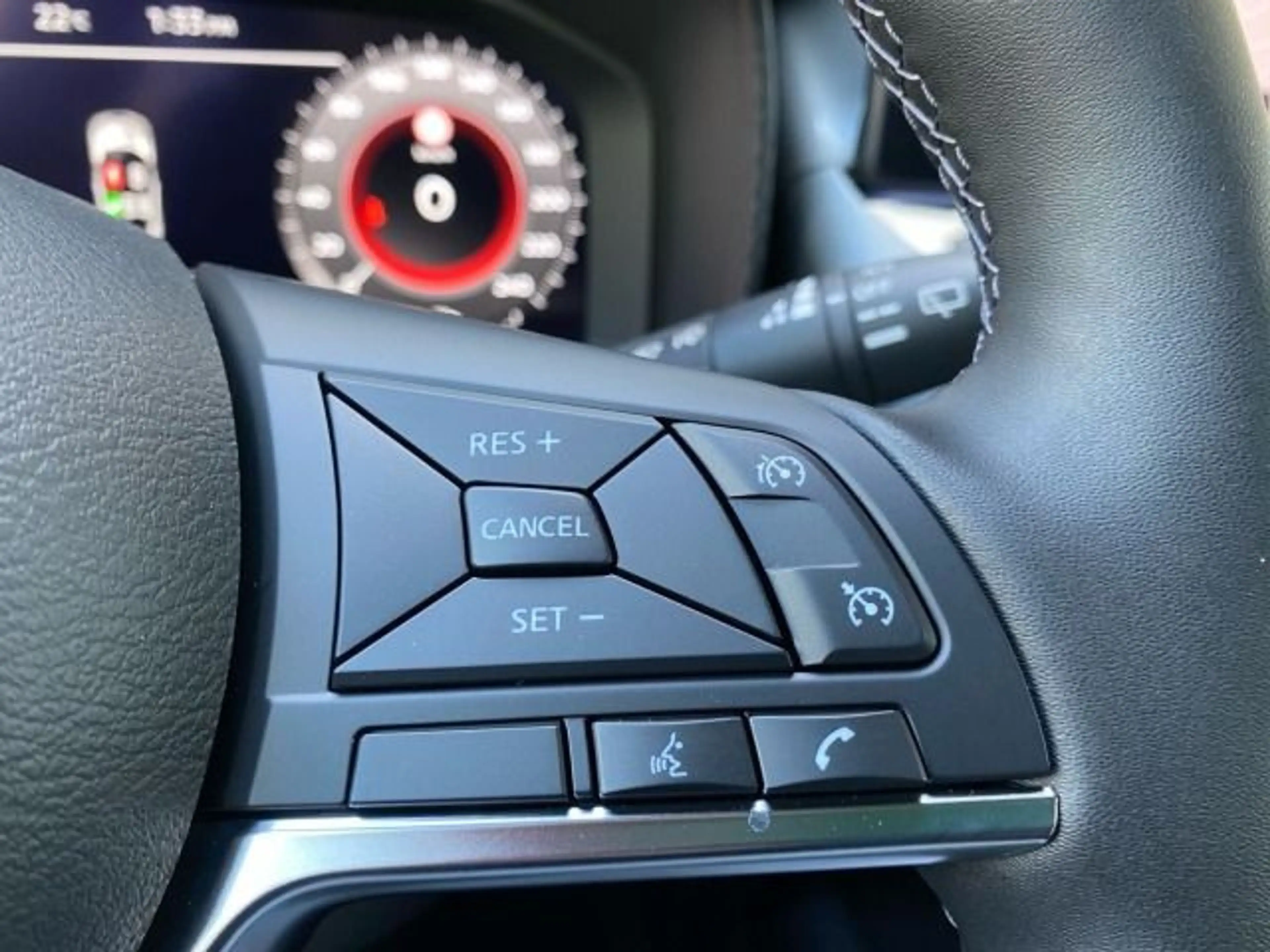 Nissan Juke 1.0 DIG-T N-Connecta *WINTER*NAVI*KAMERA* — photo 12