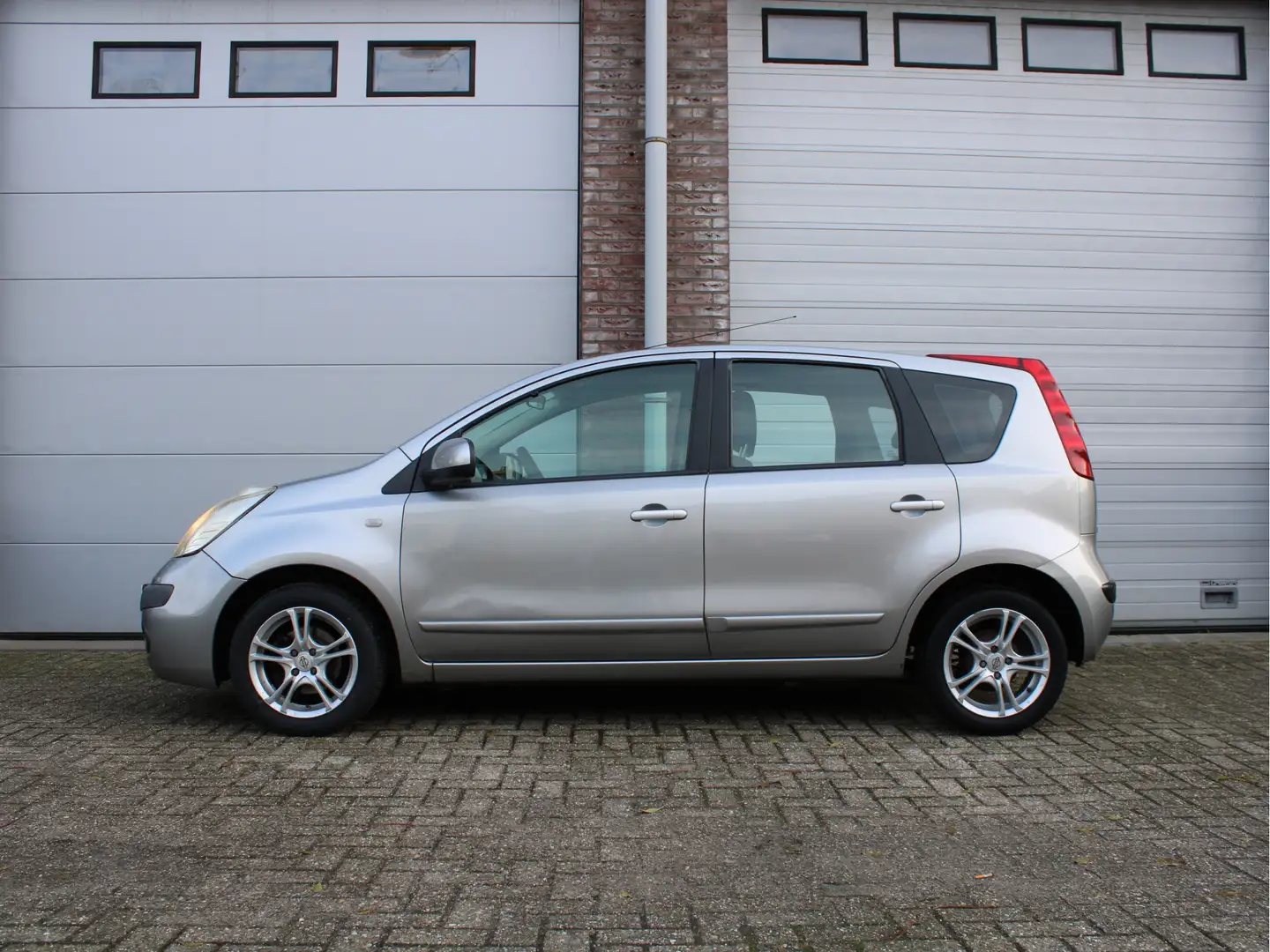 Nissan Note 1.4 Pure Airco/Garantie Grijs - 2