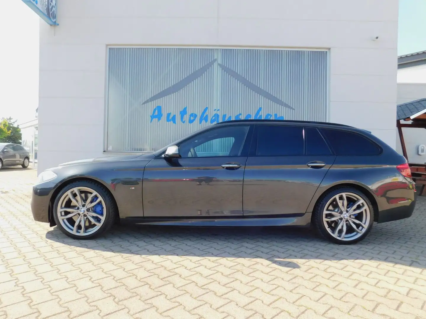 BMW 550 d xDrive Touring Xenon/Panorama/Alcantara Grey - 2