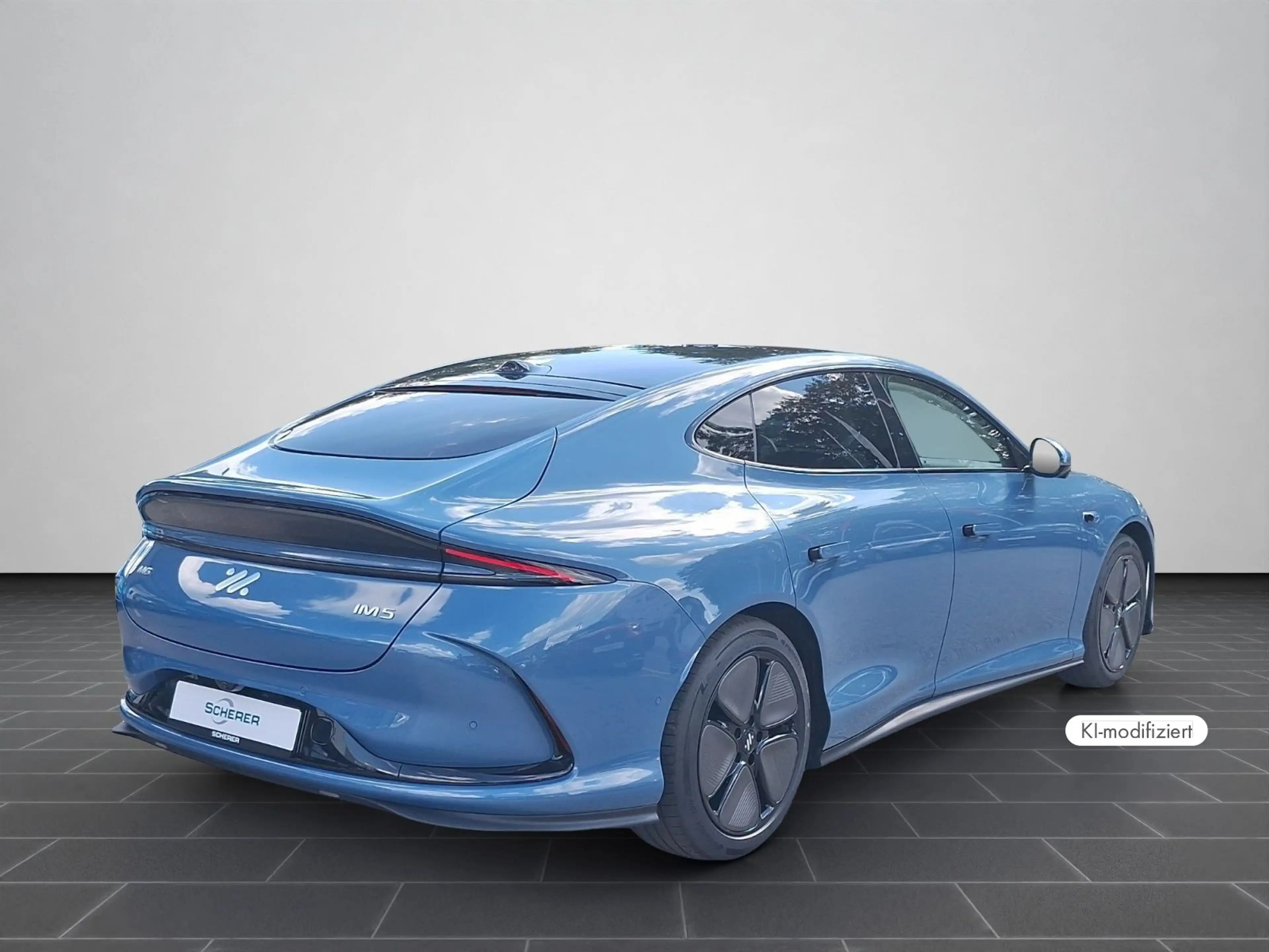 MG IM5 100kWh Premium — photo 2