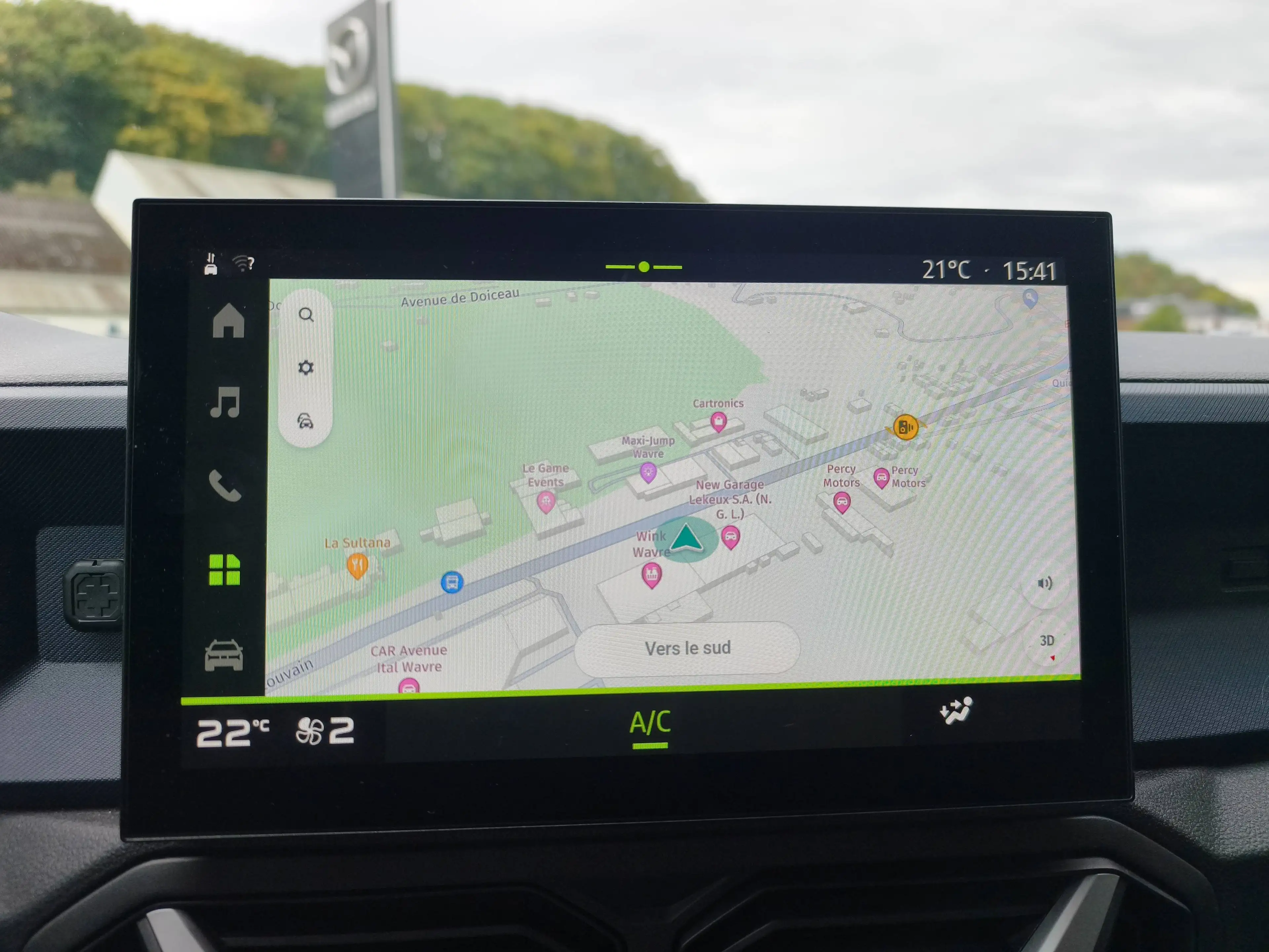 Dacia Duster 1.0 LPG *** GARANTIE *** GPS & Caméra — photo 10