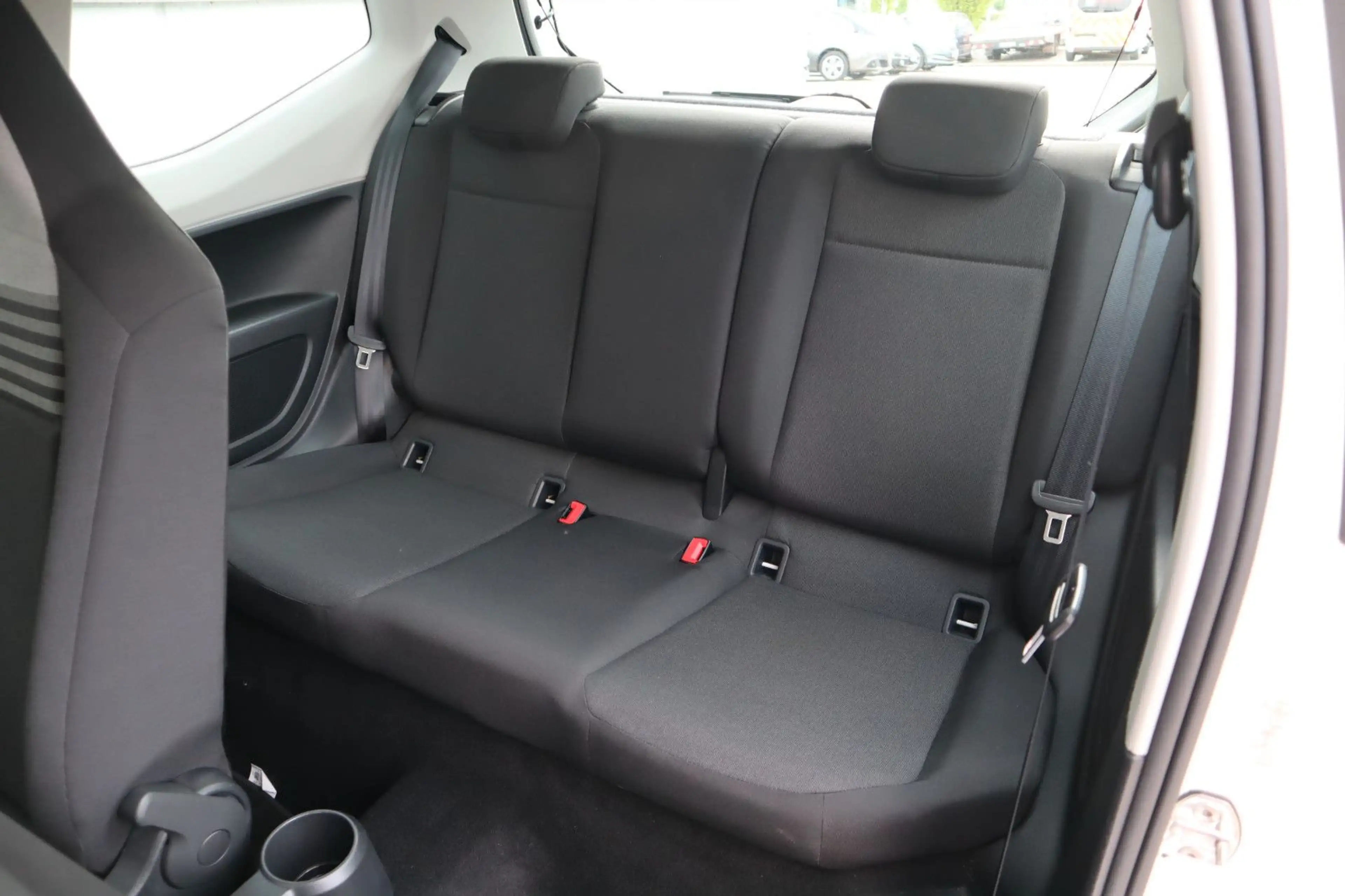 Volkswagen up! move up! /KLIMA/KAMERA/TEMPOMAT/ — photo 11