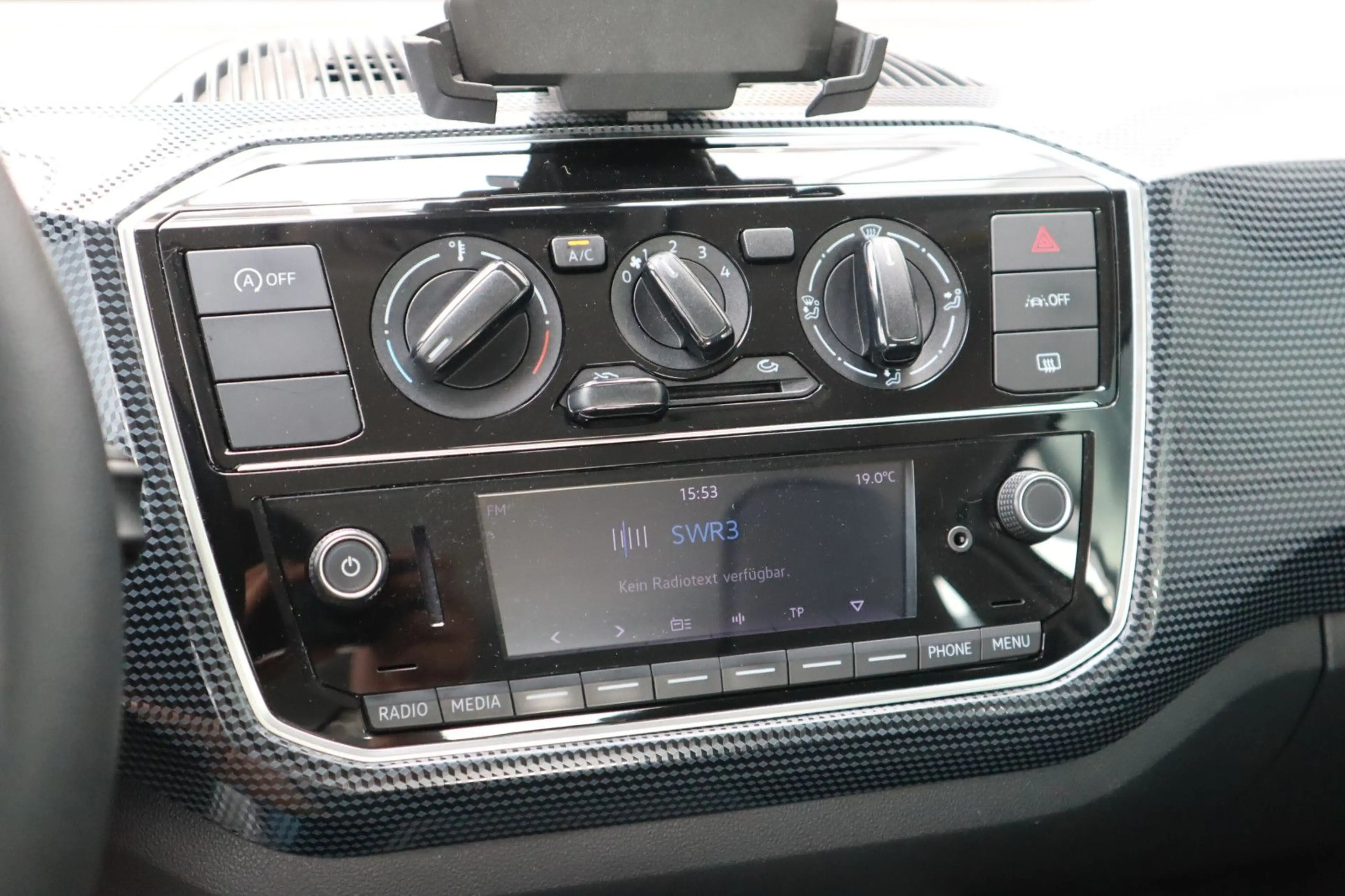 Volkswagen up! move up! /KLIMA/KAMERA/TEMPOMAT/ — photo 13