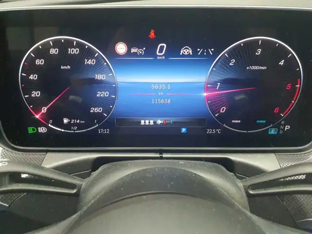 Mercedes-Benz C-Class view 11