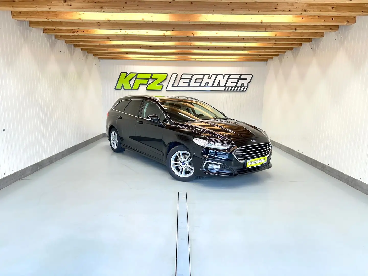Ford Mondeo Turnier 2.0 EcoBl. "LED*W-PAKET*NAVI" Schwarz - 1