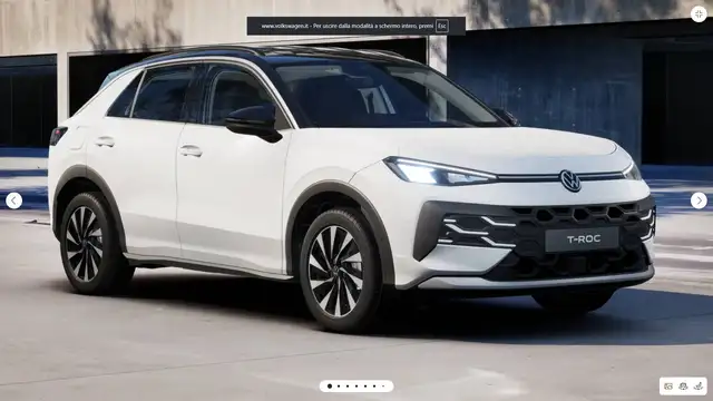 Volkswagen T-Roc view 14