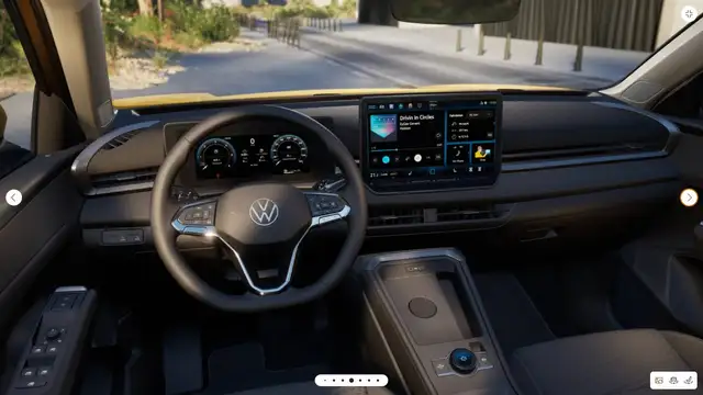 Volkswagen T-Roc view 5