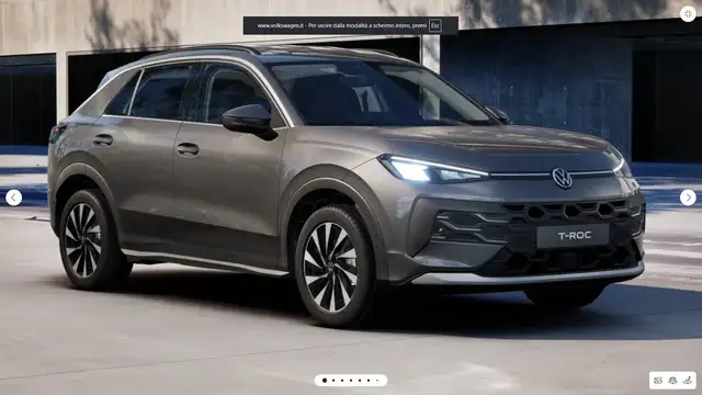 Volkswagen T-Roc view 12