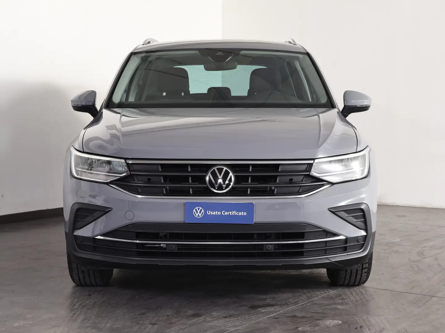 Volkswagen Tiguan 1.5 tsi life 150cv Gris - 2