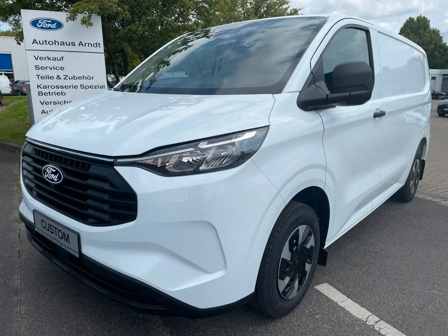Ford Transit Custom Kasten 320 L1 Trend 2,5l Plug-In Weiß - 1