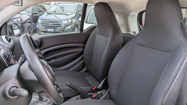 Smart Fortwo view 10