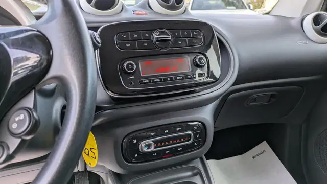 Smart Fortwo view 8