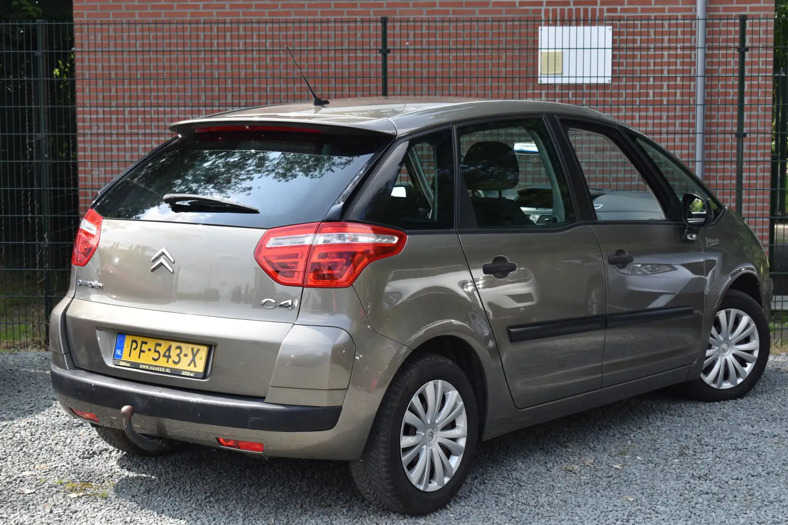 Citroen C4 Picasso 1.6 VTi BUSINESS 5p. TREKHAAK/AIRCO/CRUISE Bruin - 2