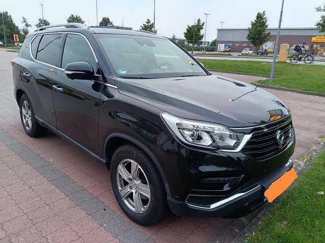 SsangYong Rexton Rexton 2.2 e-XDi 220 4WD Aut. Sondermodel