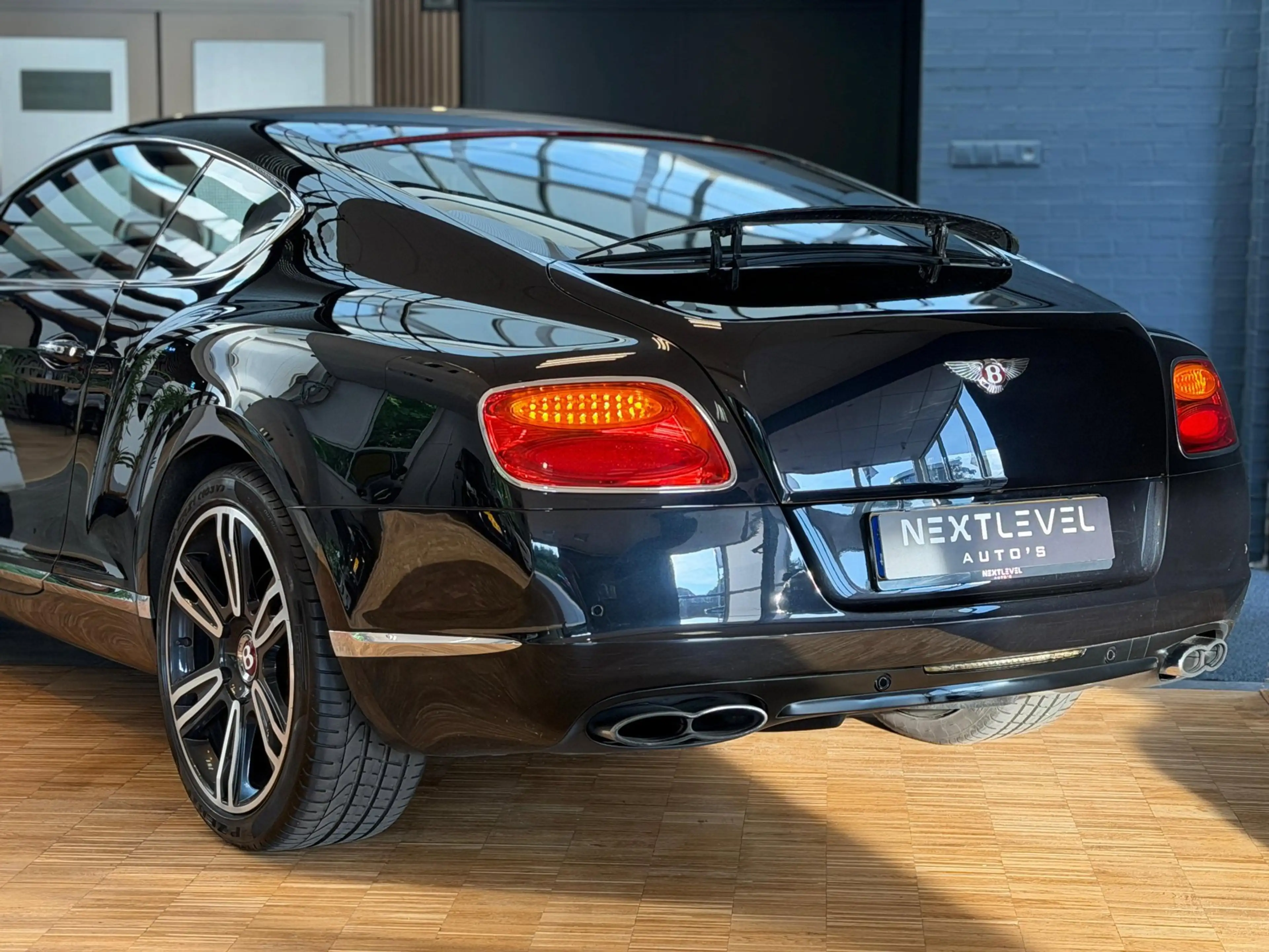 Bentley Continental GT 4.0 V8 Coupé 507PK Airmatic Massage Keyless Ventil — photo 5