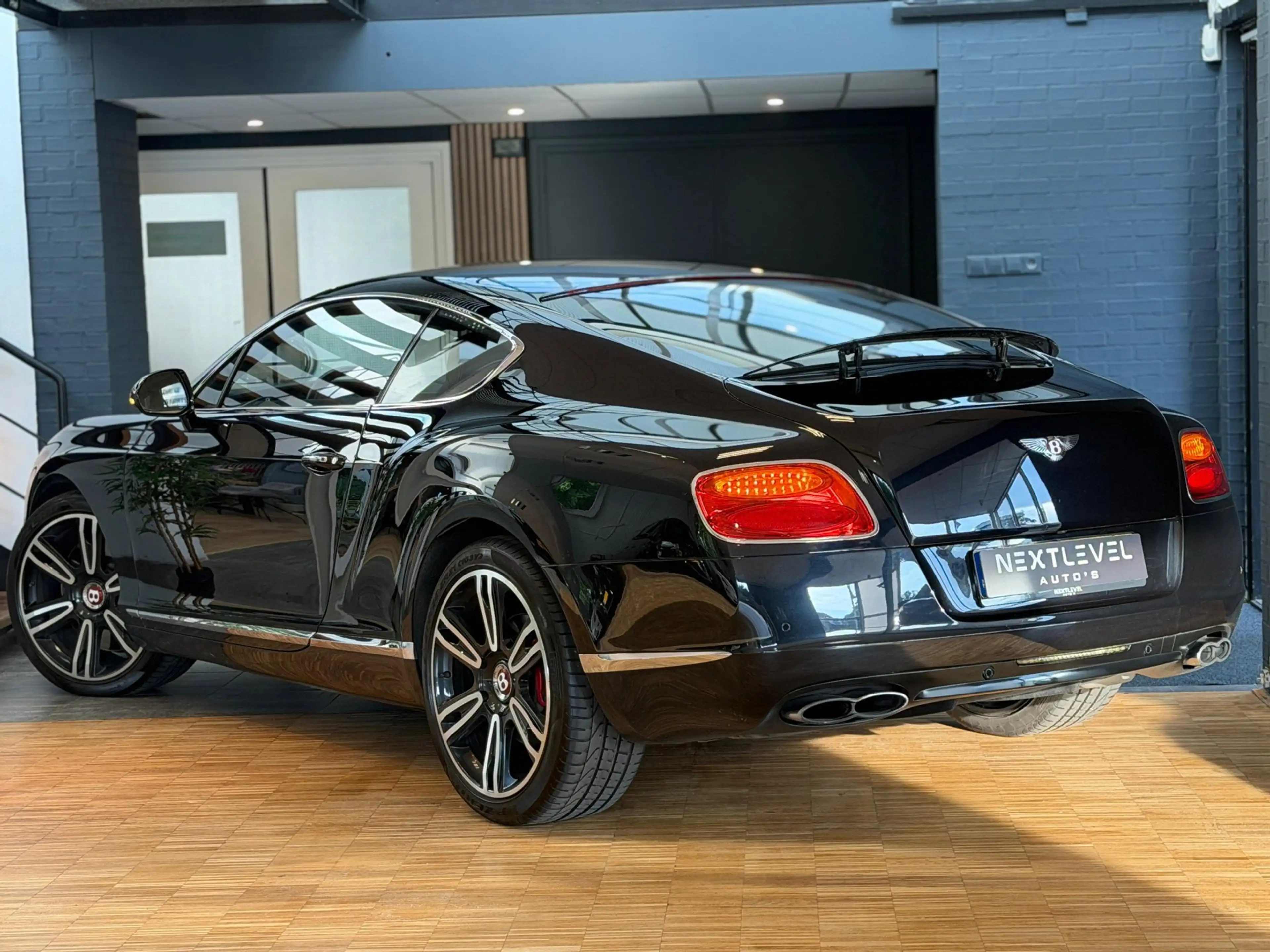 Bentley Continental GT 4.0 V8 Coupé 507PK Airmatic Massage Keyless Ventil — photo 4