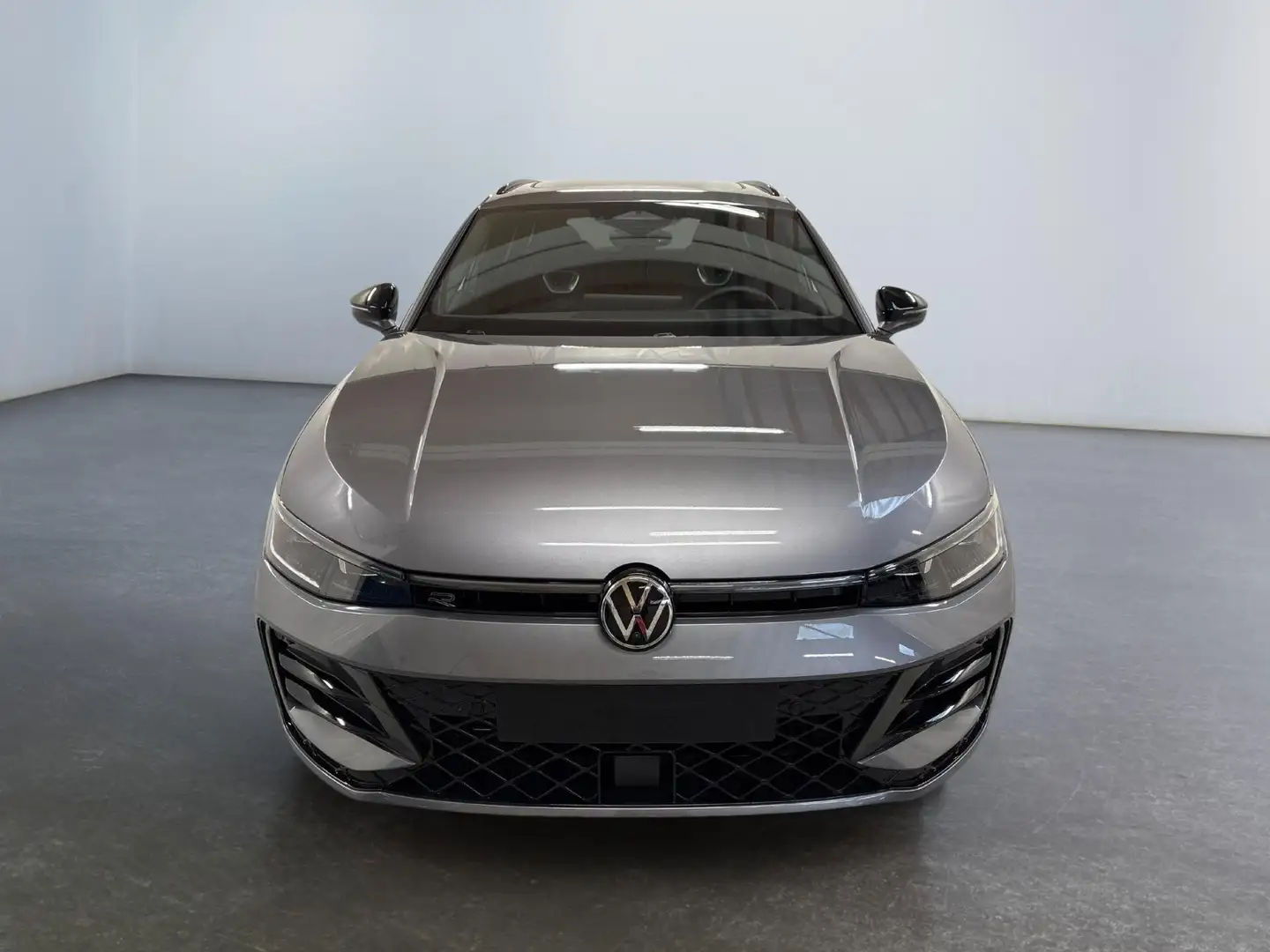 Volkswagen Passat Variant R-Line 2.0 TSI 4Motion 265PS/195kW DSG7 2026 +A... Grau - 2